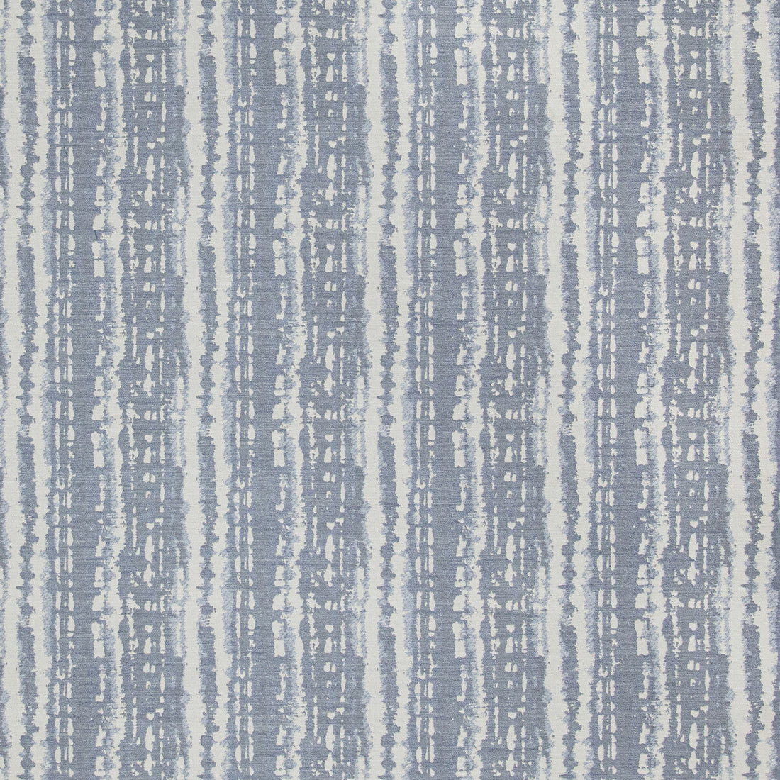 Leilani fabric in chambray color - pattern 35826.15.0 - by Kravet Design in the Indoor / Outdoor collection