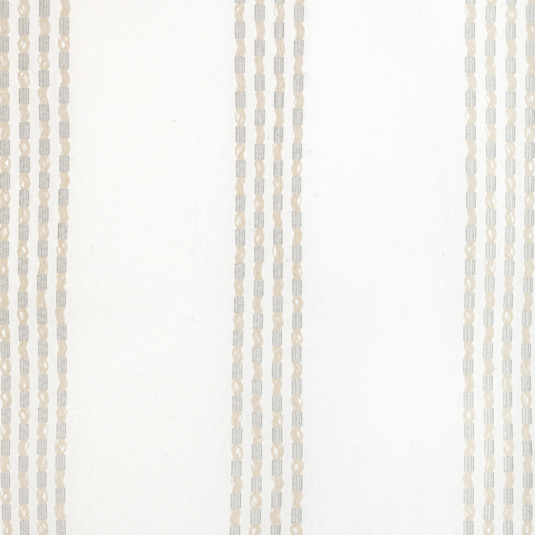 Linear Effect fabric in platinum color - pattern 36354.11.0 - by Kravet Couture in the Modern Luxe III collection