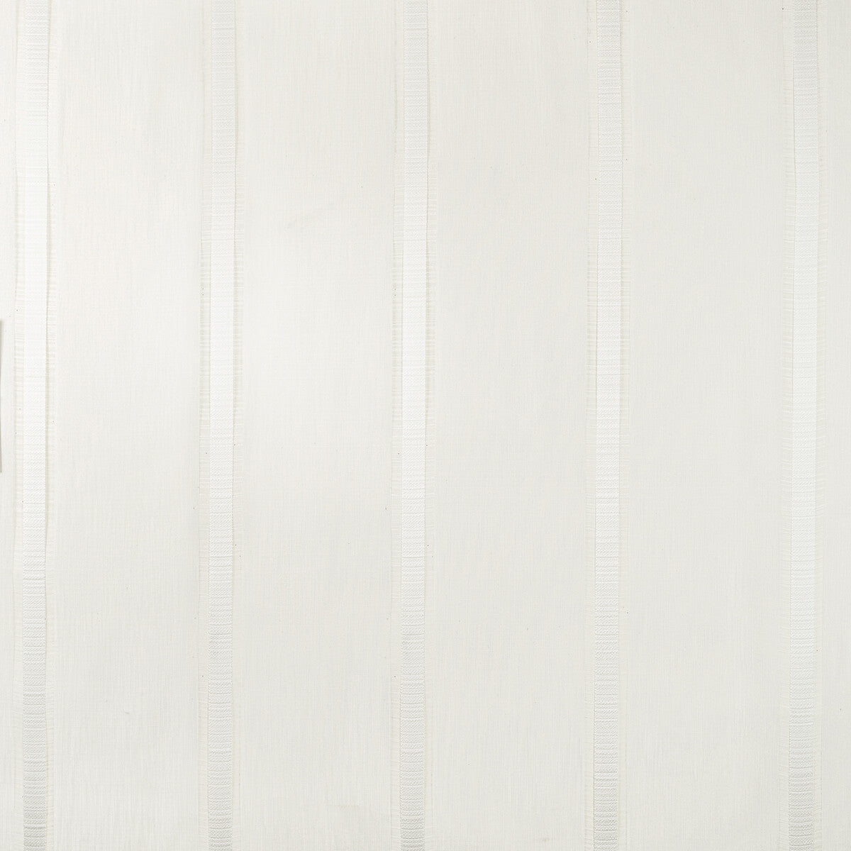 Kravet Basics fabric in 4772-101 color - pattern 4772.101.0 - by Kravet Basics