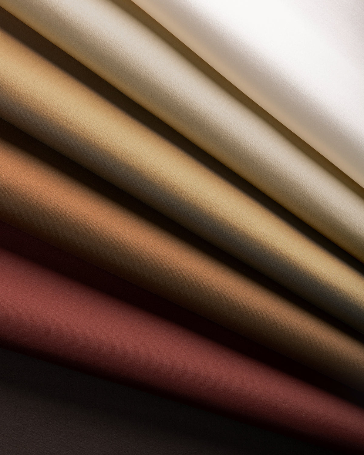 Savvy fabric in Cinnabar color - pattern number 6026110.9.0 - by Donghia in the Ombre II collection