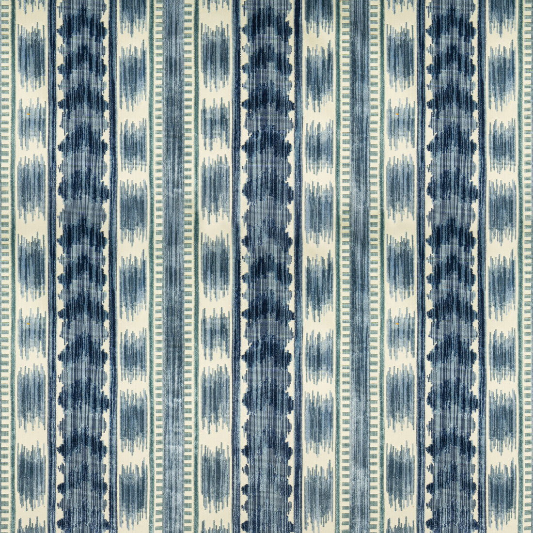 Bayeaux Velvet fabric in blue color - pattern 8020117.515.0 - by Brunschwig &amp; Fils in the Chaumont Velvets collection