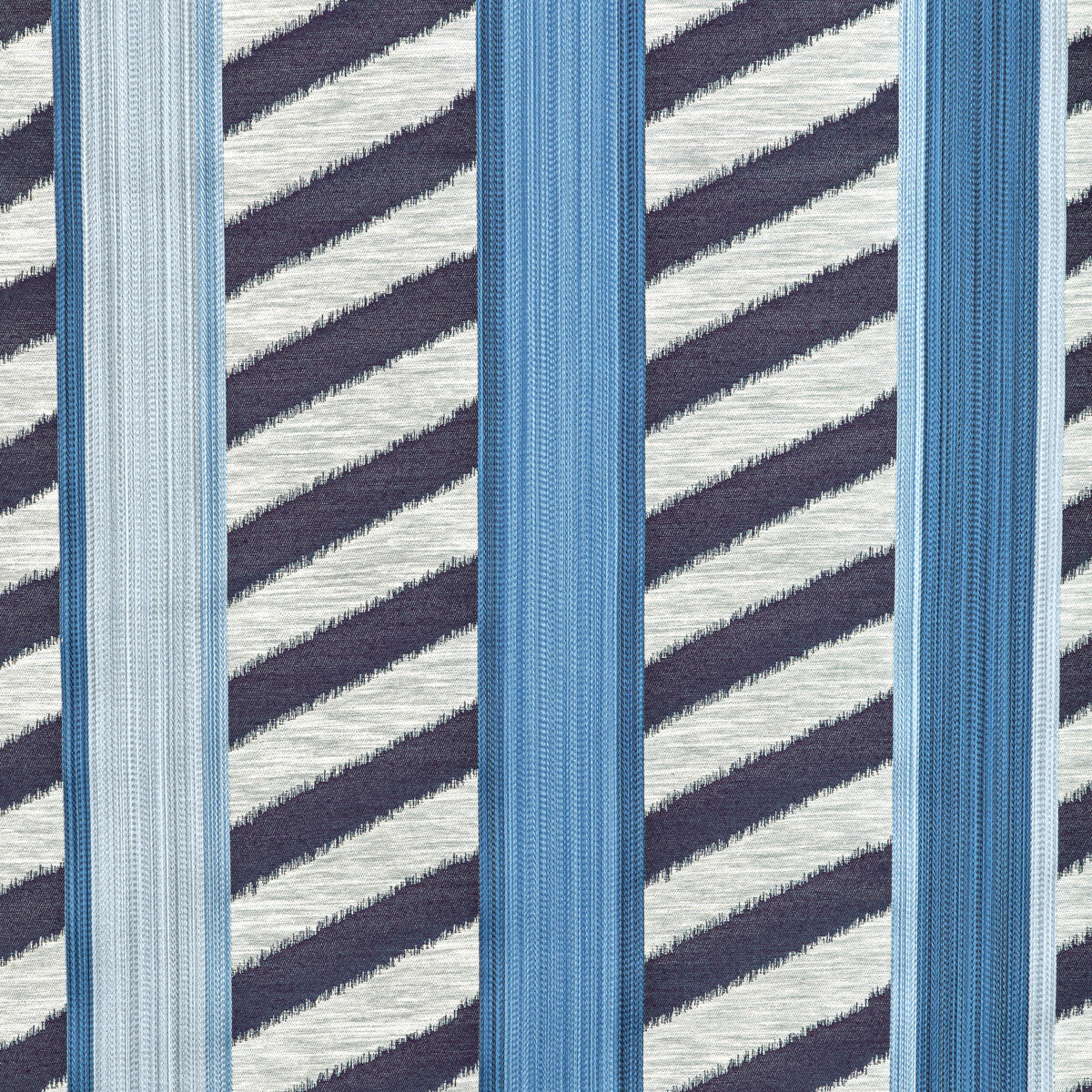 Mnemba Woven fabric in indigo color - pattern 8022133.50.0 - by Brunschwig & Fils in the Majorelle collection