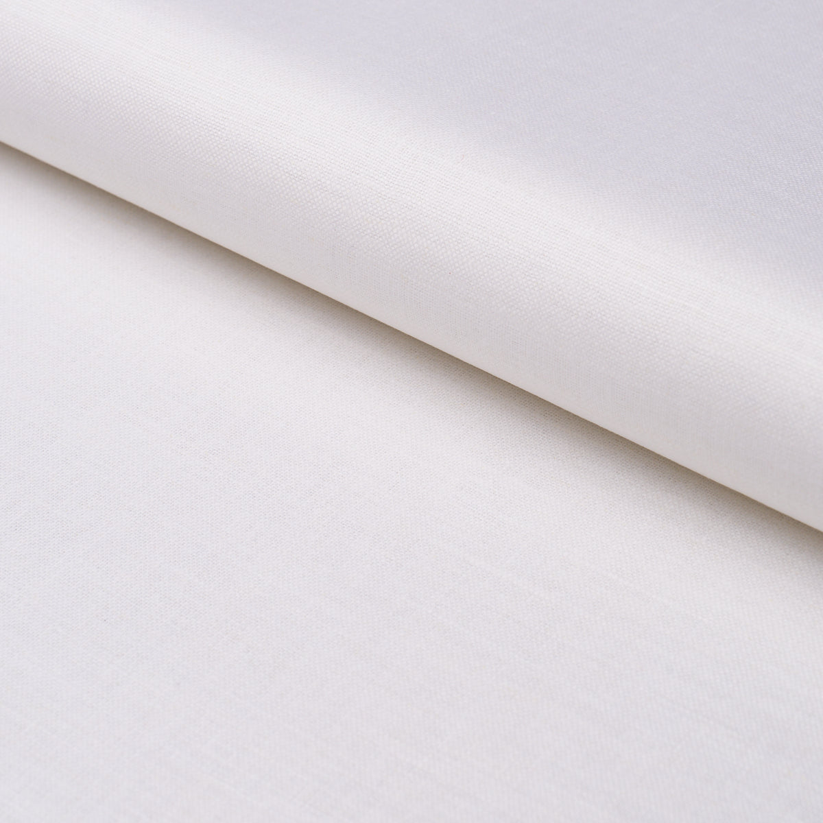 Patent Linen fabric in white color - pattern number 85270 - by Schumacher in the Patterson Flynn collection