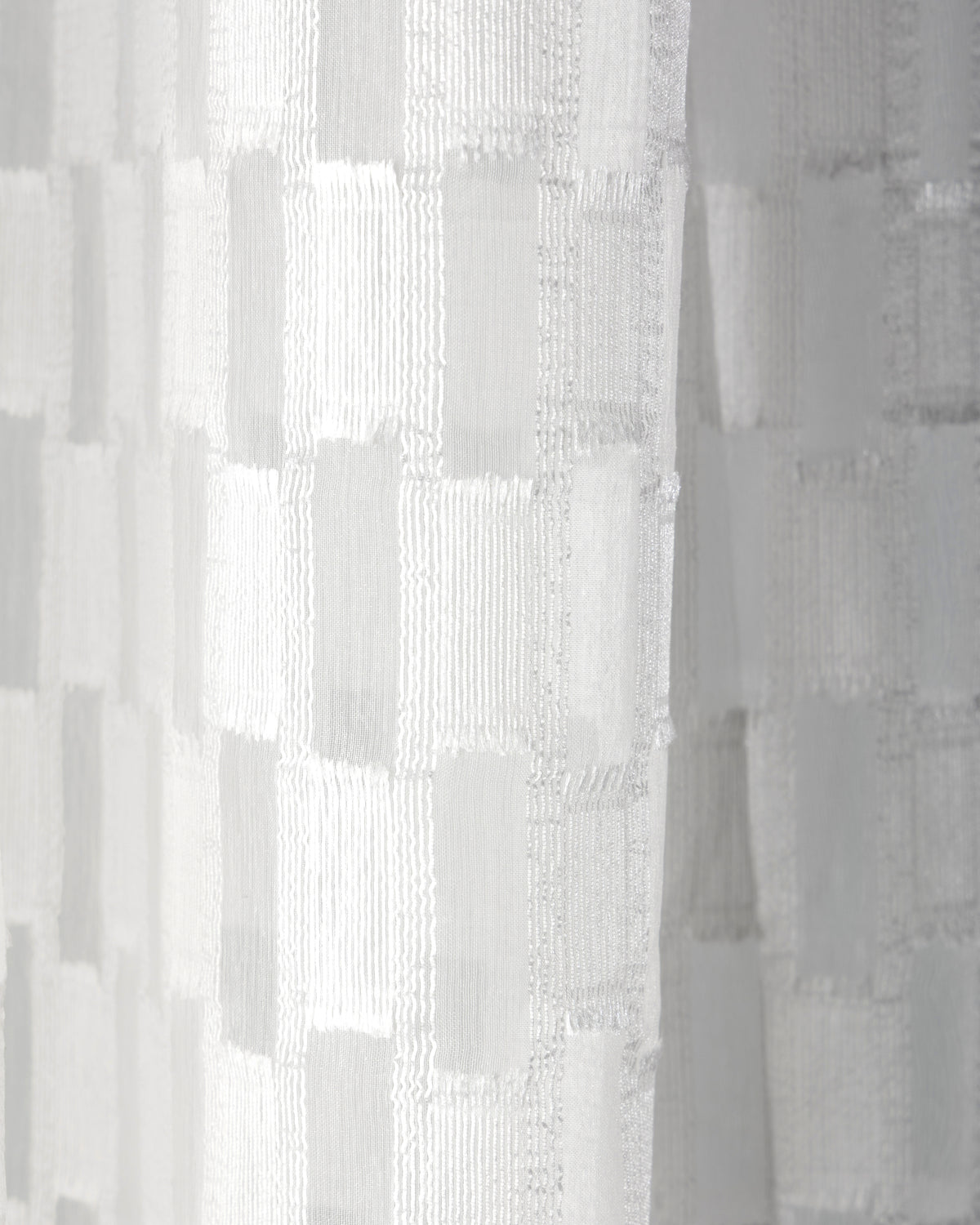 90106 fabric in 101 color - pattern number 90106.101.0 - by Kravet Basics in the Sheer Outlook II collection