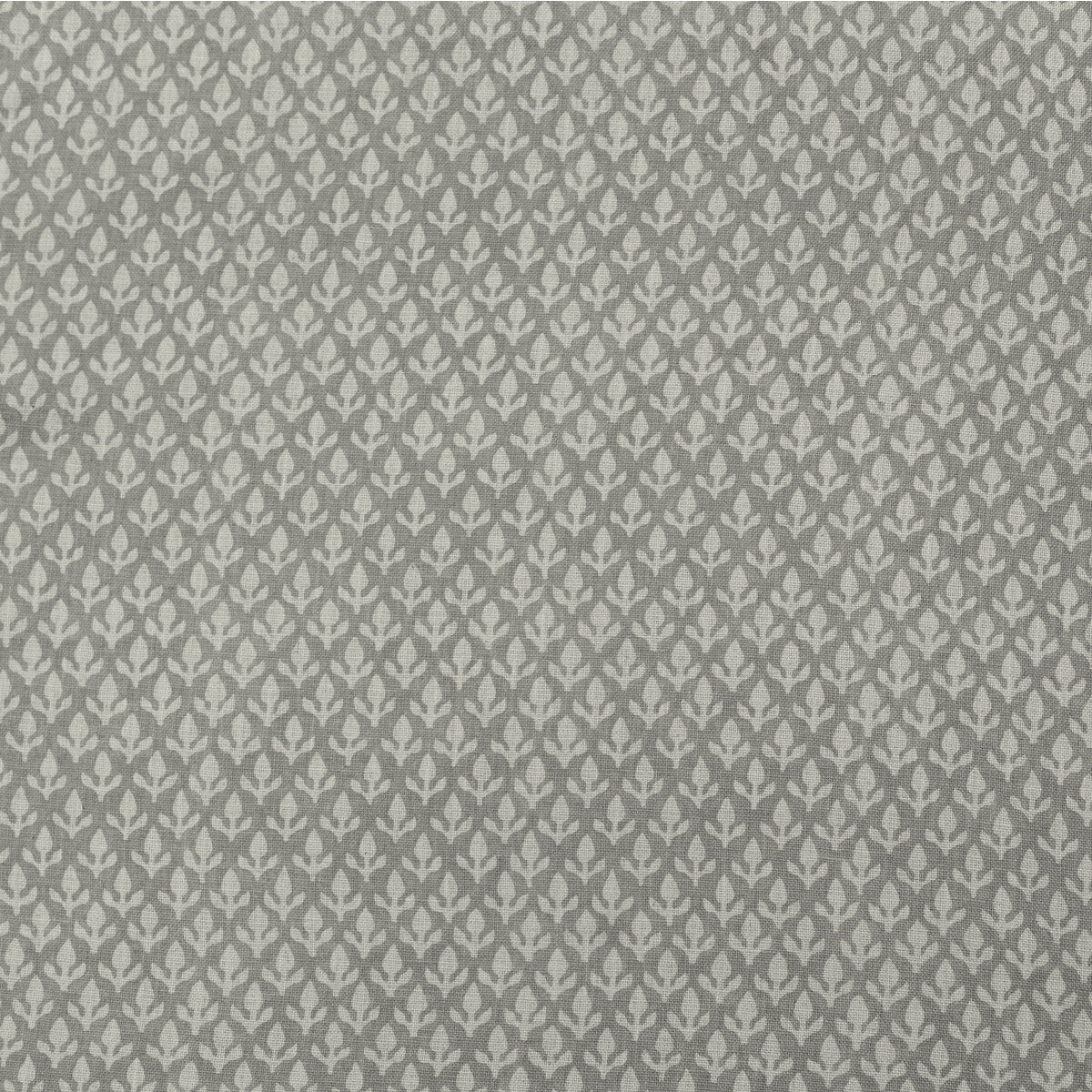 Bud fabric in cloud color - pattern AM100379.11.0 - by Kravet Couture in the Andrew Martin Garden Path collection