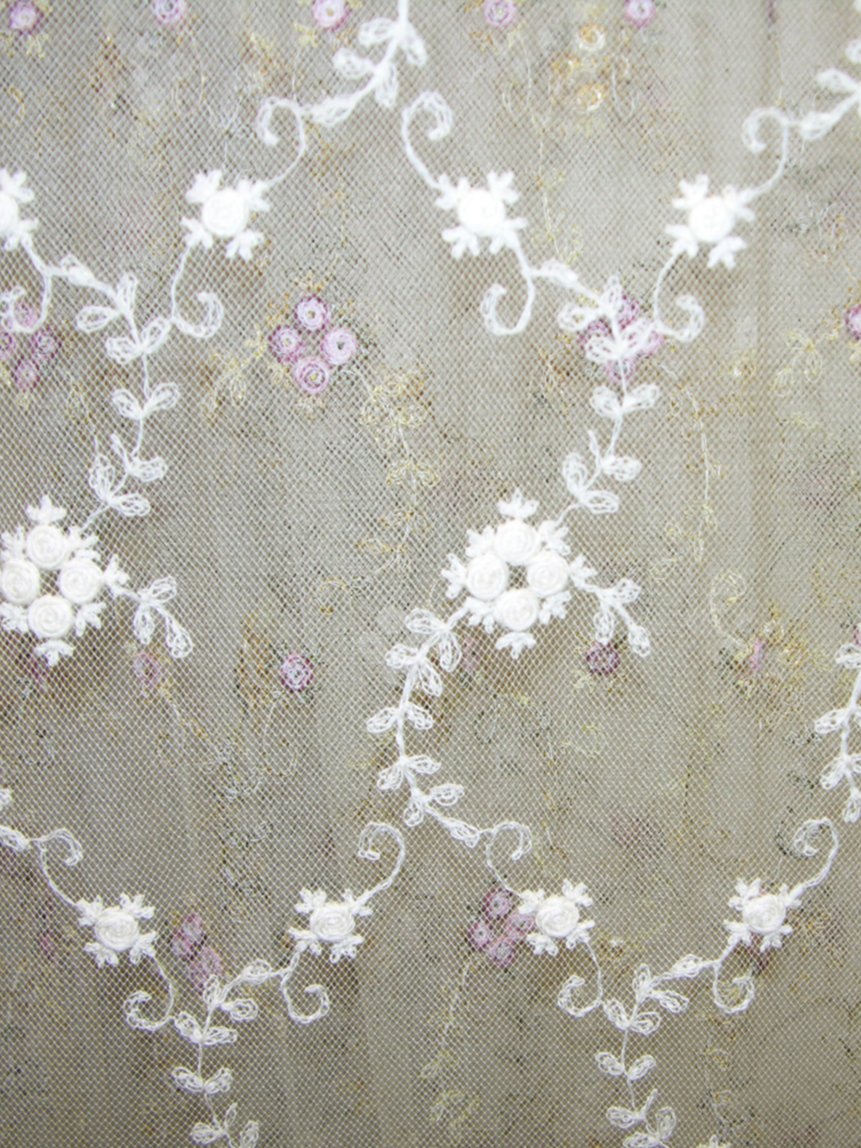 Florinette Sheer fabric in ecru color - pattern number AU 06028075 - by Scalamandre in the Old World Weavers collection