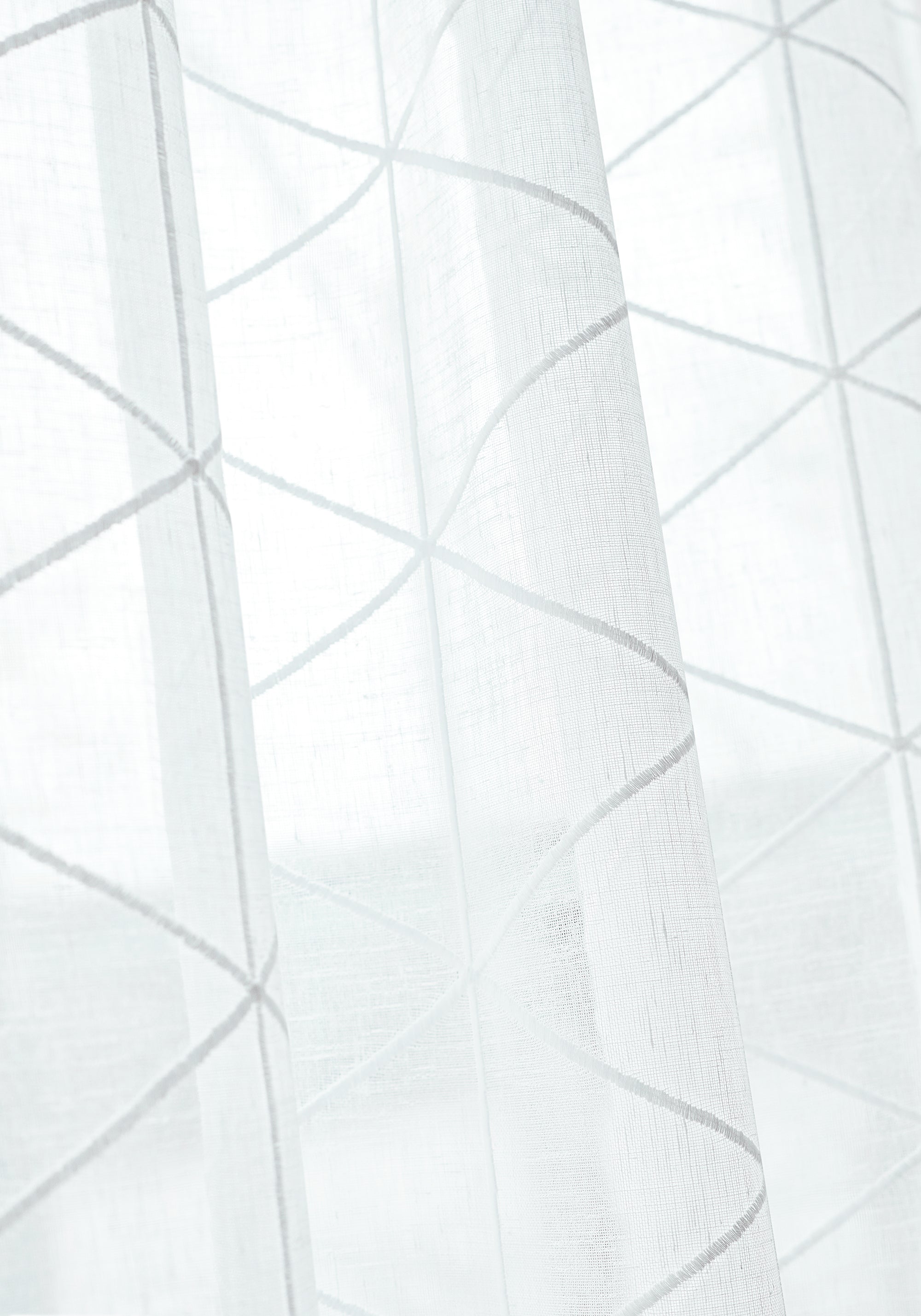 Closeup photo of Thibaut Concord Embroidery woven fabric in Snow White pattern FWW7166