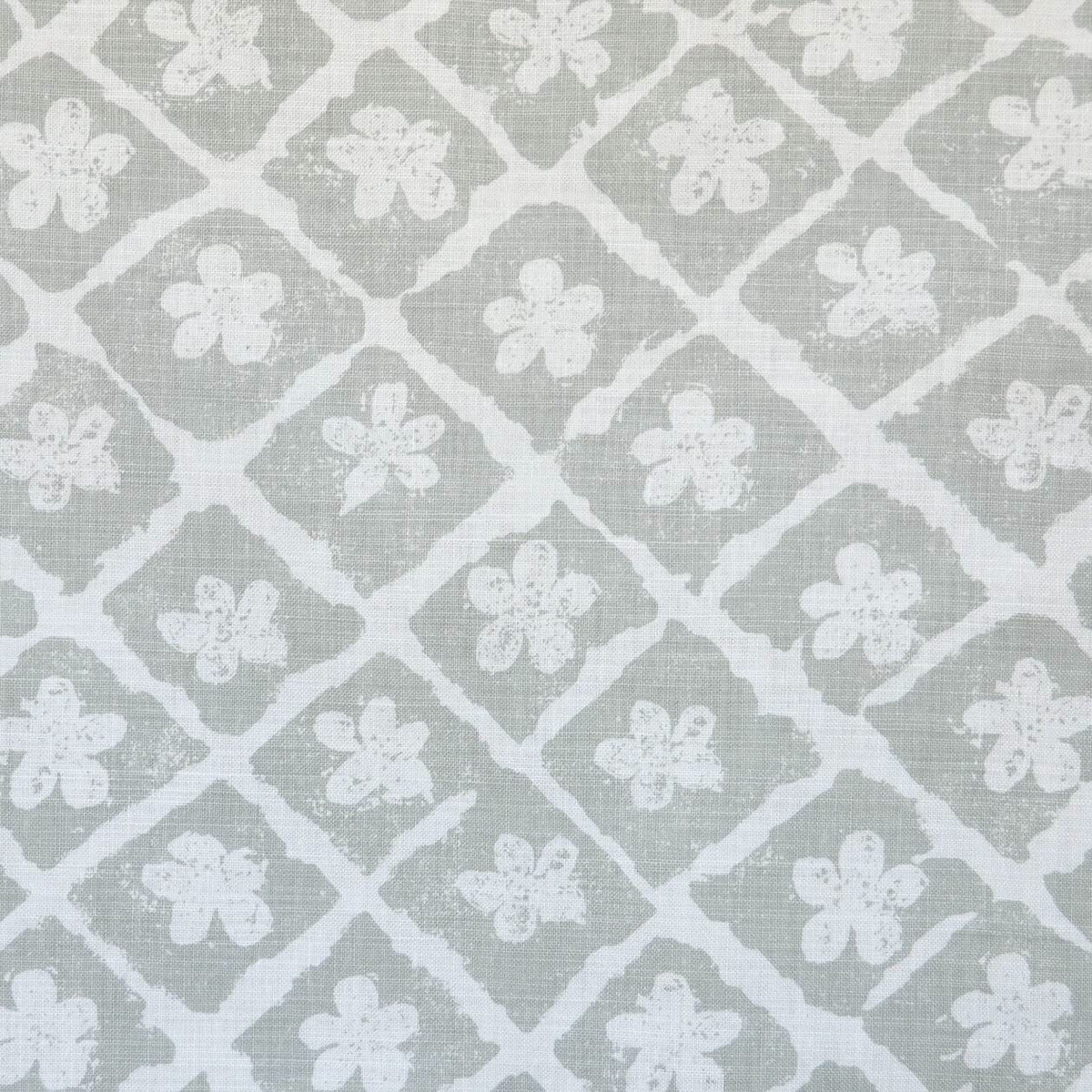Pomeroy fabric in grey/oyster color - pattern BFC-3521.11.0 - by Lee Jofa in the Blithfield collection