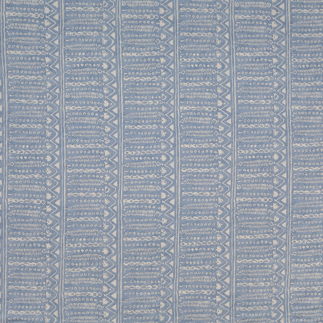 Abingdon fabric in blue color - pattern BFC-3694.5.0 - by Lee Jofa in the Blithfield collection