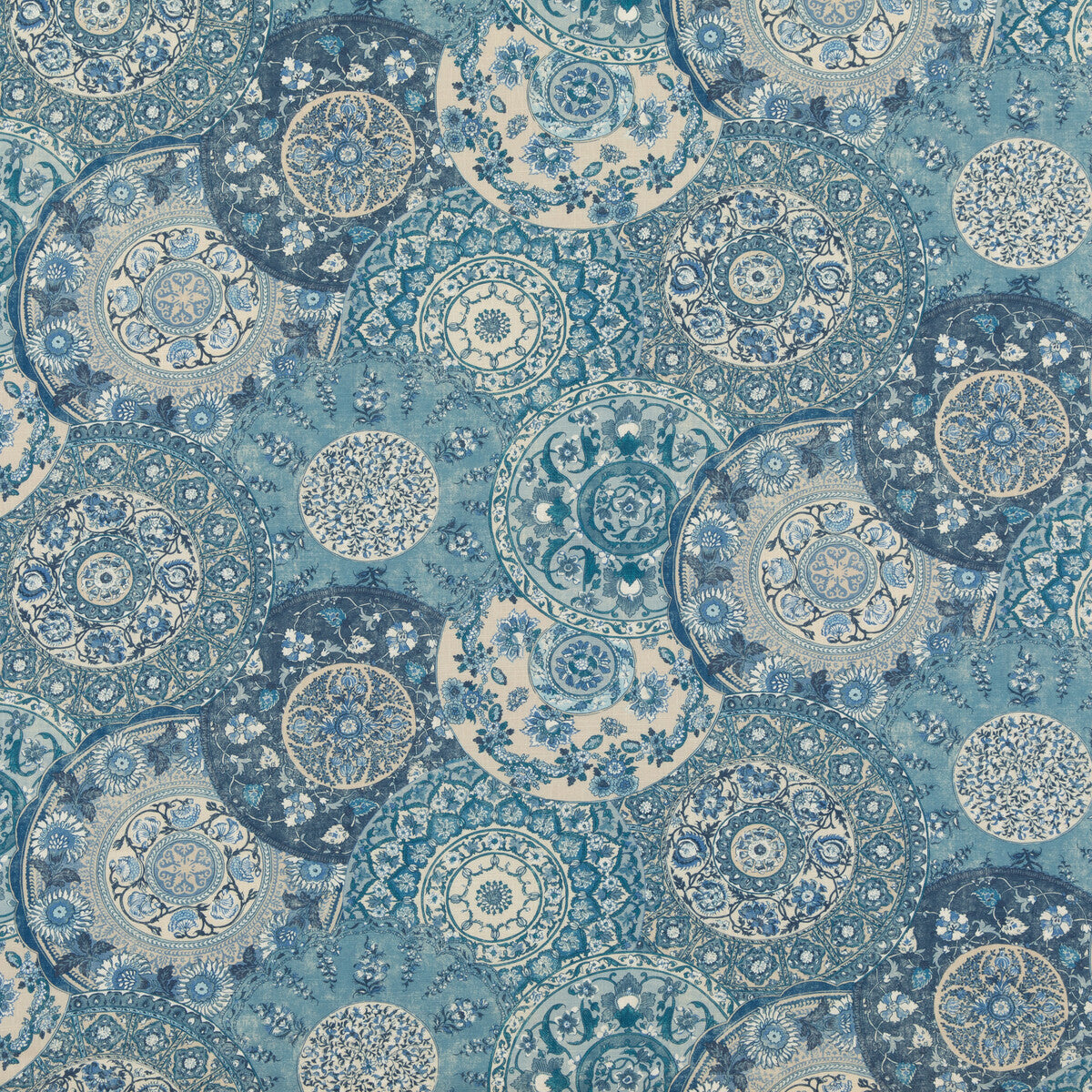 Imari fabric in blue color - pattern BP10856.1.0 - by G P & J Baker in the Chifu collection
