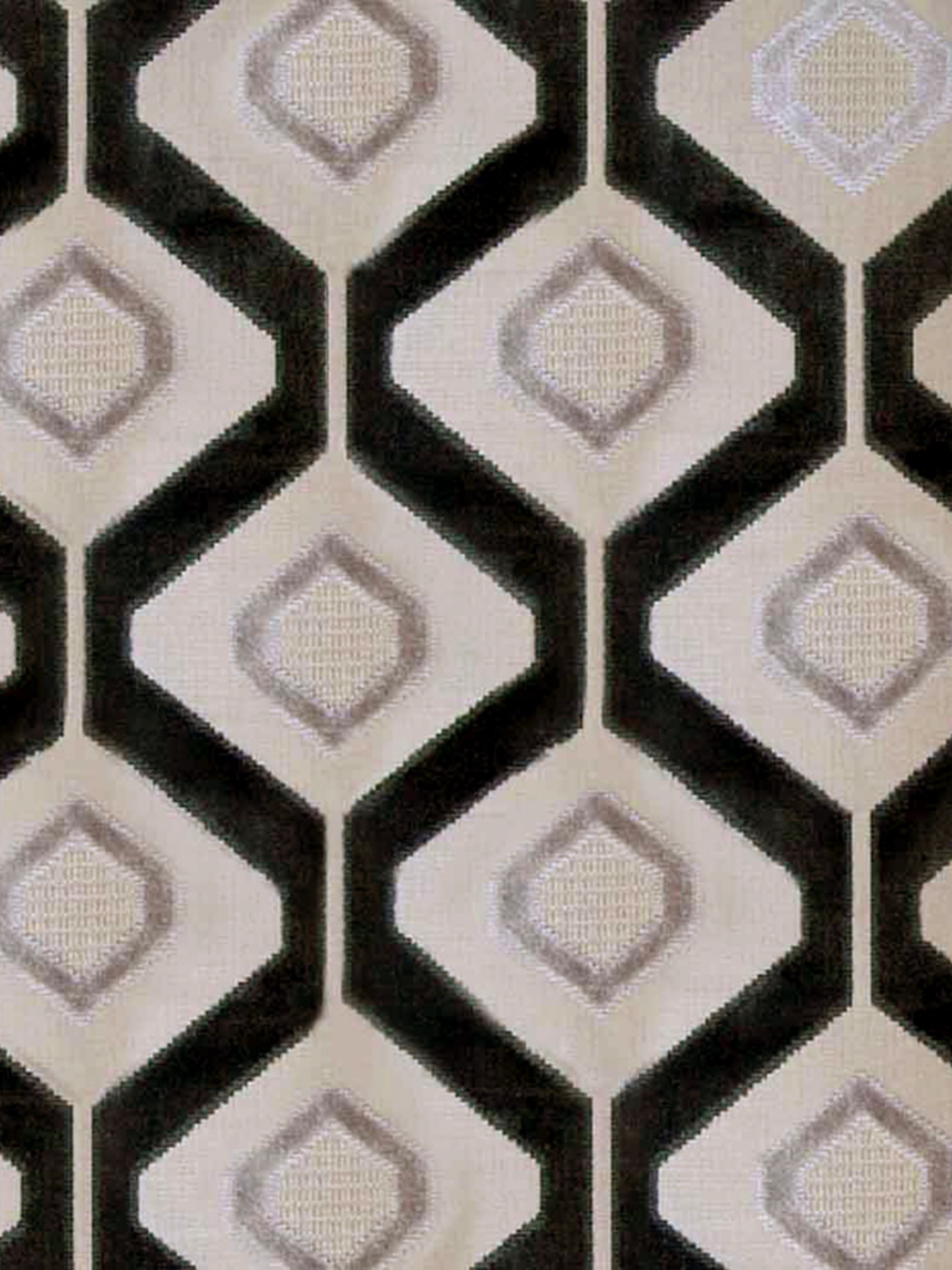 Gavin fabric in grey color - pattern number CO 0001QUAL - by Scalamandre in the Old World Weavers collection
