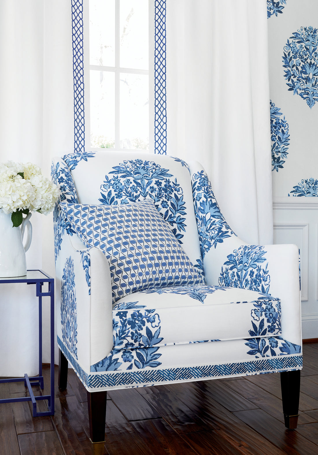 Shelton Wing Chair upholstered in Ridgefield printed fabric in Blue color - pattern F914322