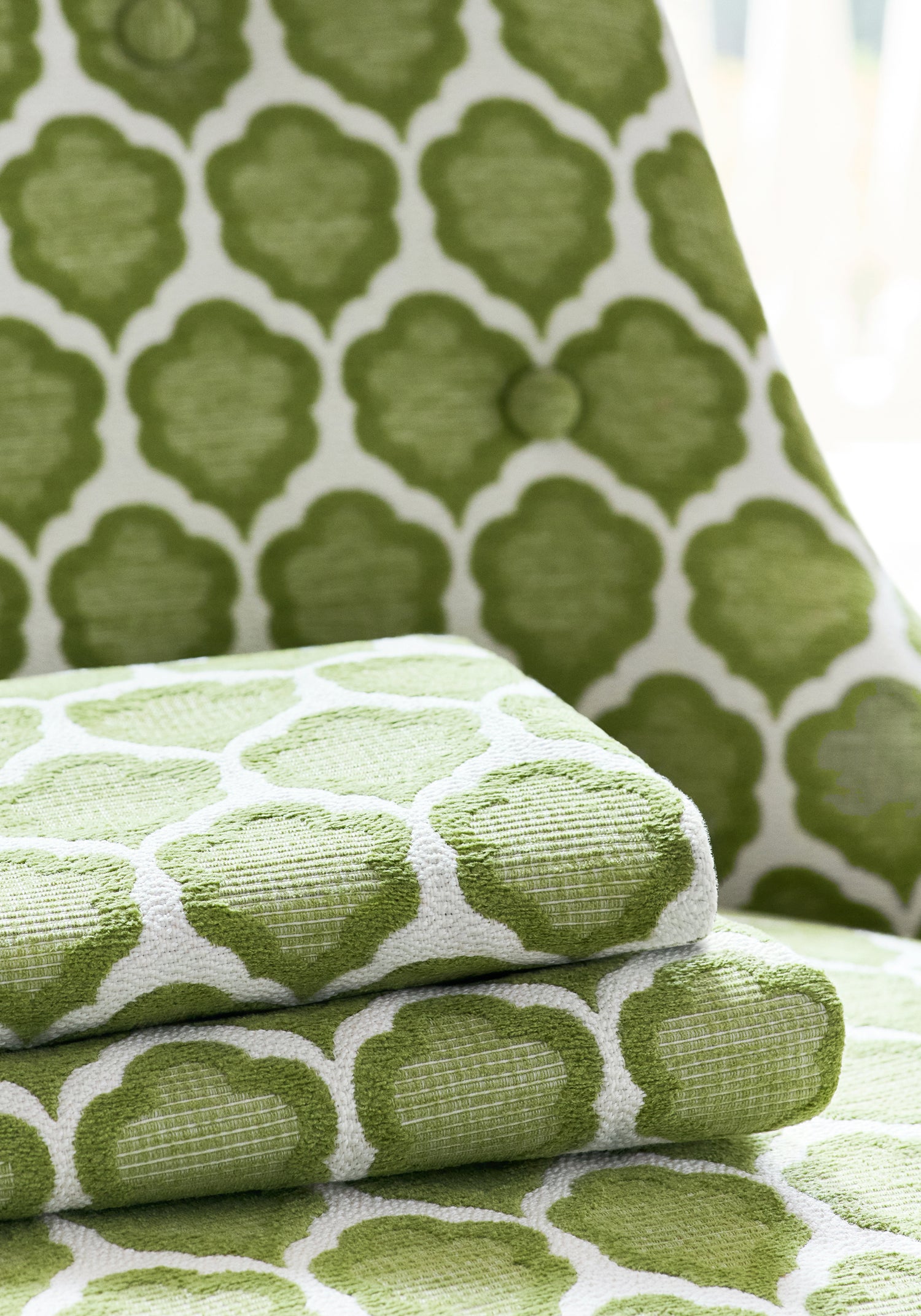 Detailed Genie woven fabric in leaf color, pattern number W81930 of the Anna French Bristol collection