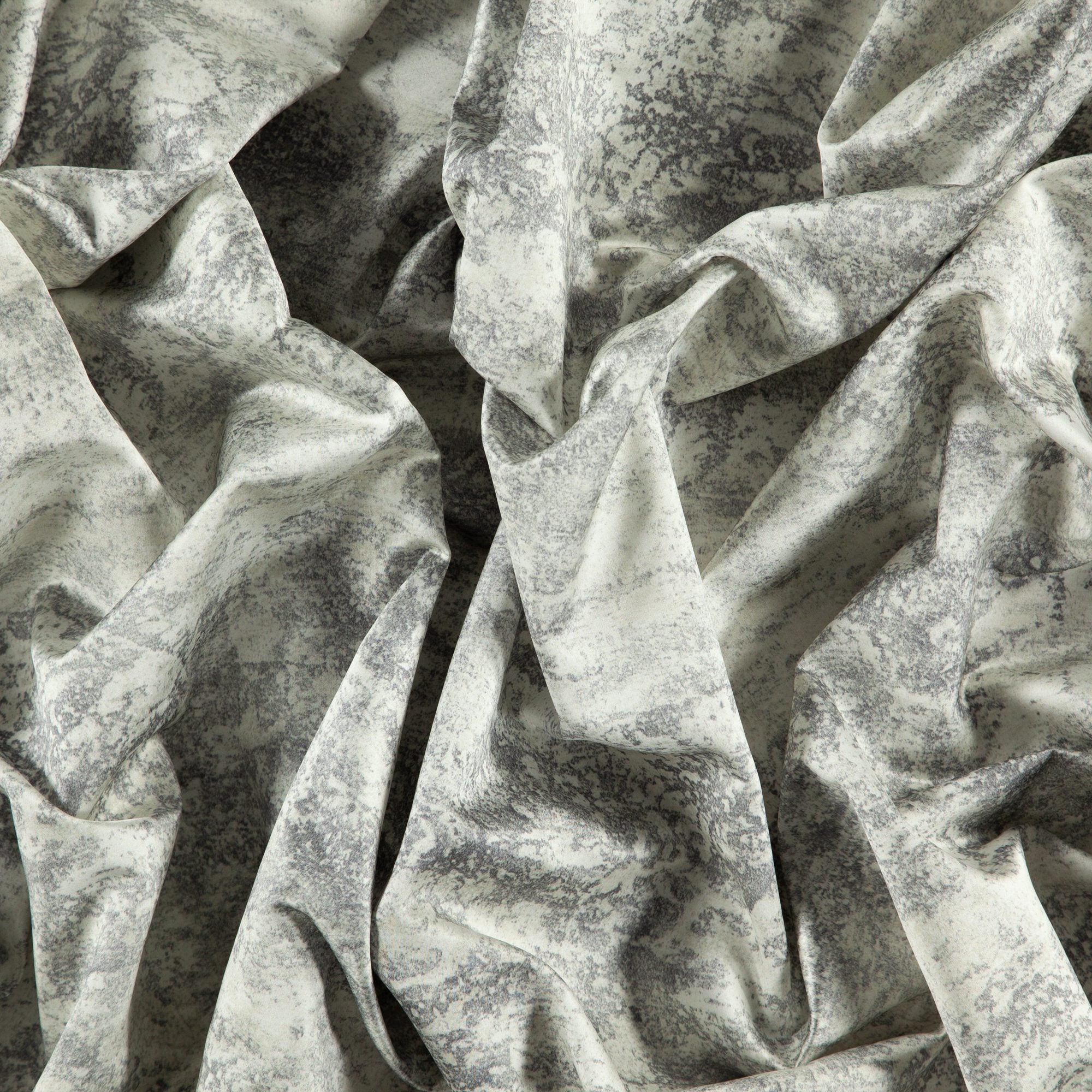 Disburse fabric in 94 color - pattern number Disburse94J8831 - by JF Fabrics in the Harmony collection