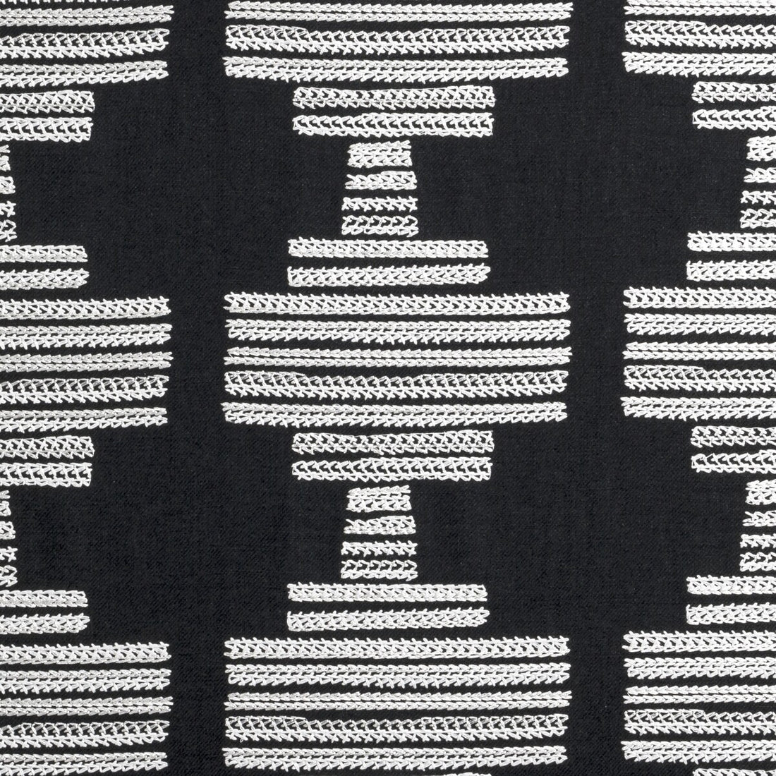 Bw1010 fabric in black/white color - pattern F0882/01.CAC.0 - by Clarke And Clarke in the Clarke &amp; Clarke Black + White collection