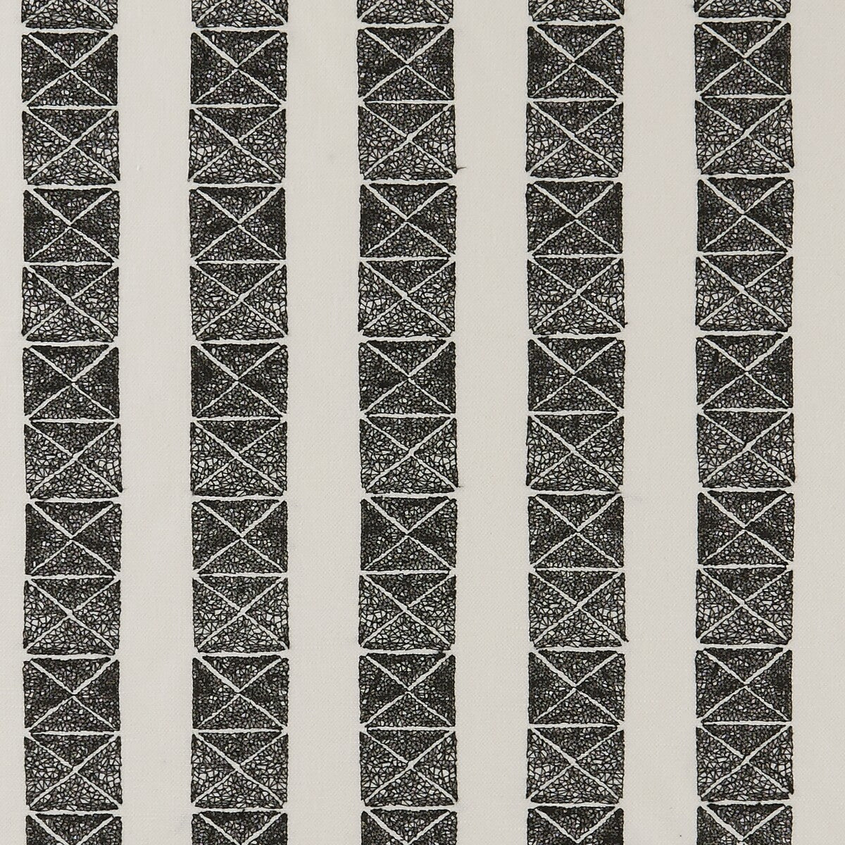 Bw1013 fabric in black/white color - pattern F0885/01.CAC.0 - by Clarke And Clarke in the Clarke & Clarke Black + White collection