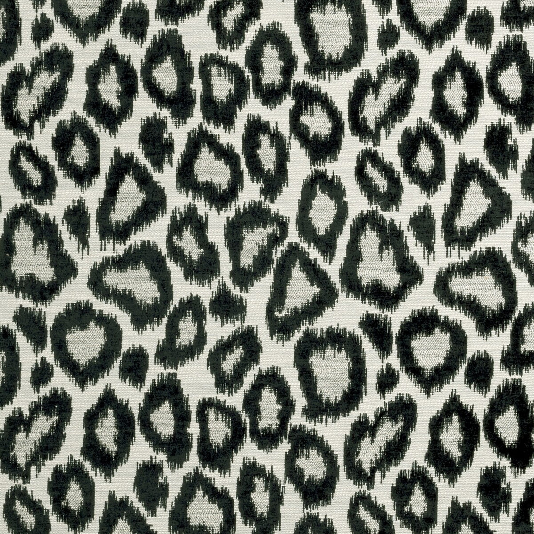 Bw1039 fabric in black/white color - pattern F0912/01.CAC.0 - by Clarke And Clarke in the Clarke &amp; Clarke Black + White collection