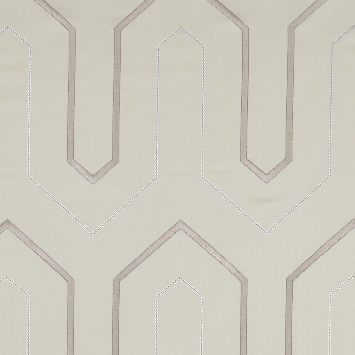 Gatsby fabric in ivory color - pattern F1072/04.CAC.0 - by Clarke And Clarke in the Clarke &amp; Clarke Lusso collection