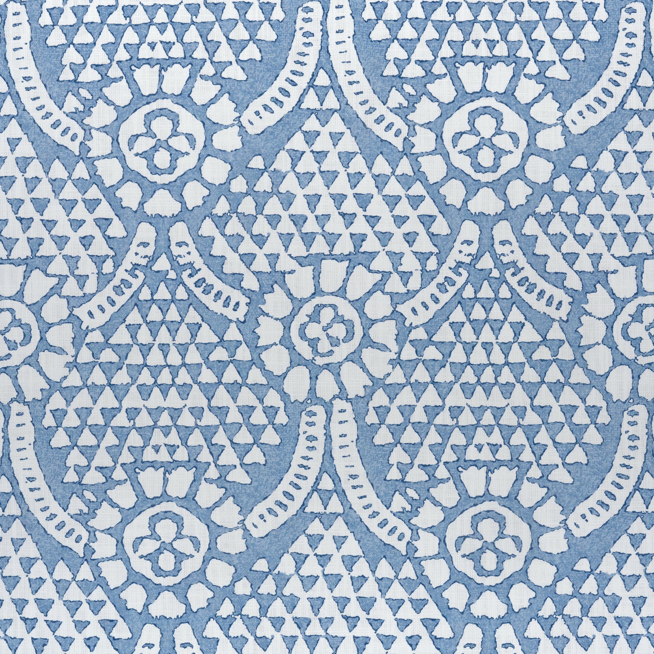 Chamomile fabric in blue and white color - pattern number F914314 - by Thibaut in the Canopy collection