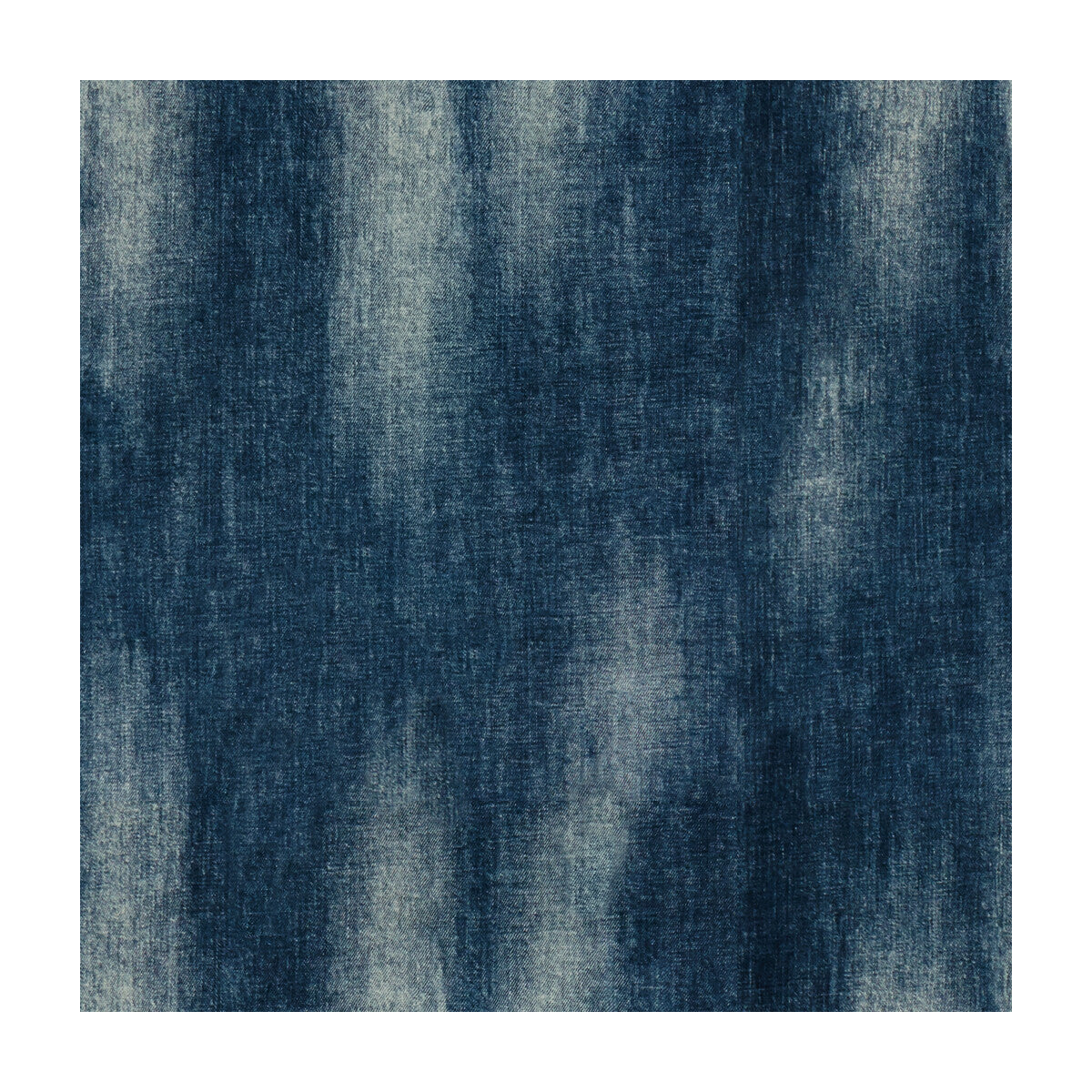 Kravet Couture fabric in fadedjeans-5 color - pattern FADEDJEANS.5.0 - by Kravet Couture in the Indigo collection