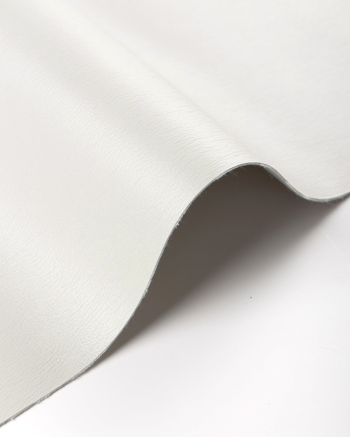 Galleon fabric in 1 color - pattern number Galleon.1.0 - by Kravet Contract in the Ultraleather VI collection