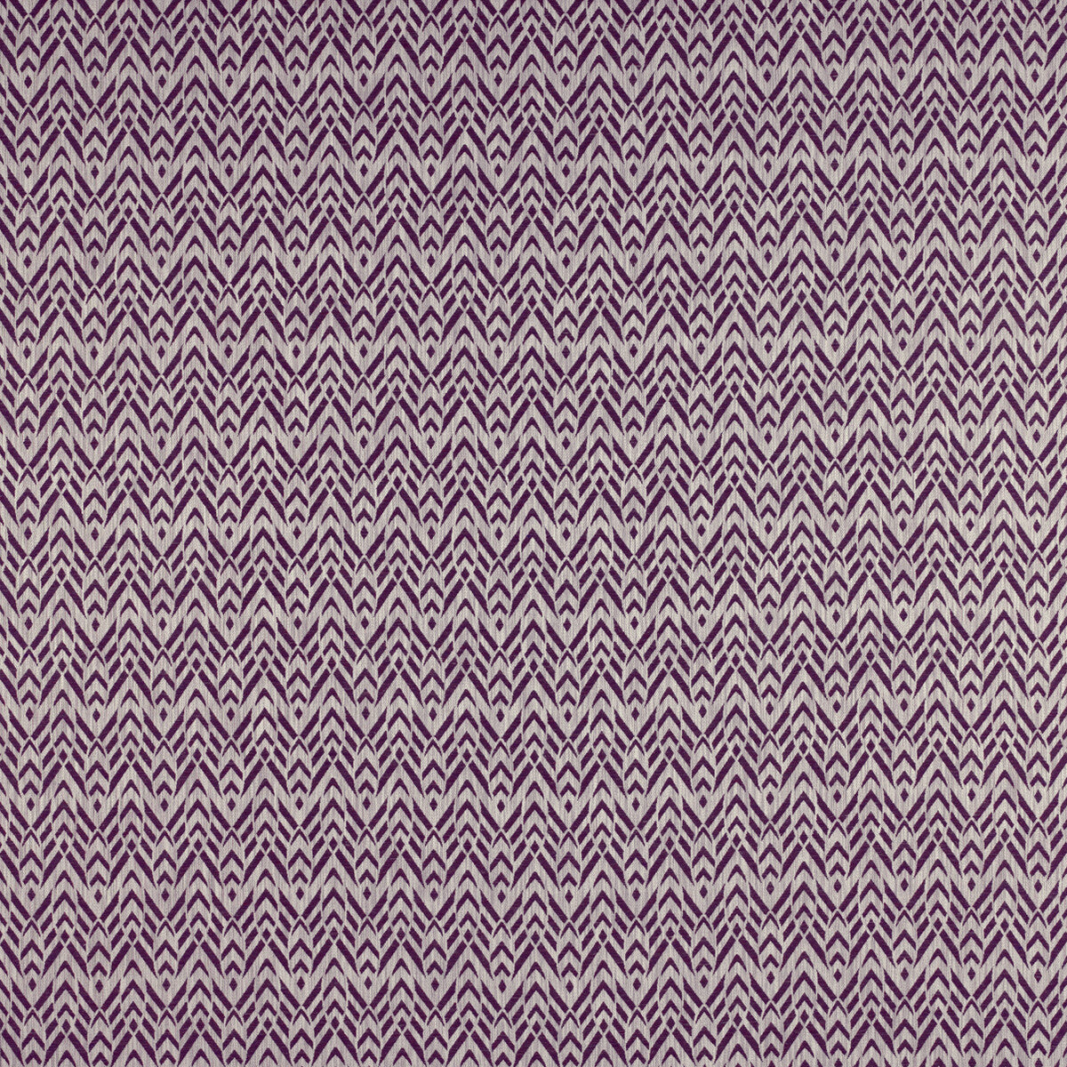 Cervantes fabric in berenjena color - pattern GDT5200.009.0 - by Gaston y Daniela in the Madrid collection