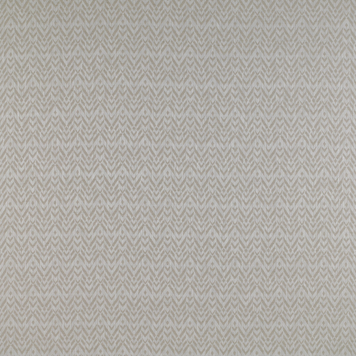Cervantes fabric in crudo color - pattern GDT5200.010.0 - by Gaston y Daniela in the Madrid collection