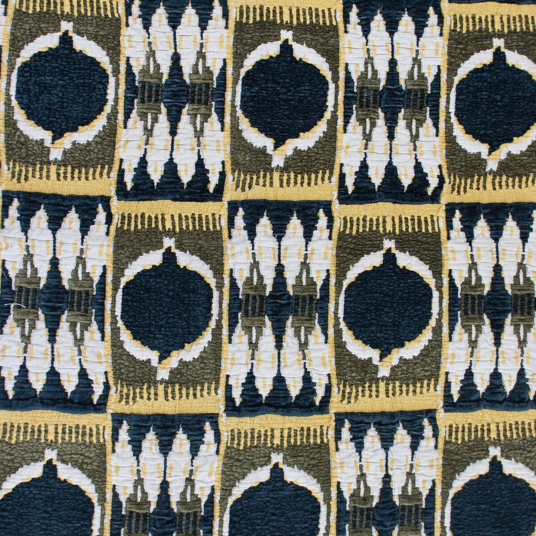 Cuzco fabric in marron color - pattern GDT5571.001.0 - by Gaston y Daniela in the Gaston Nuevo Mundo collection