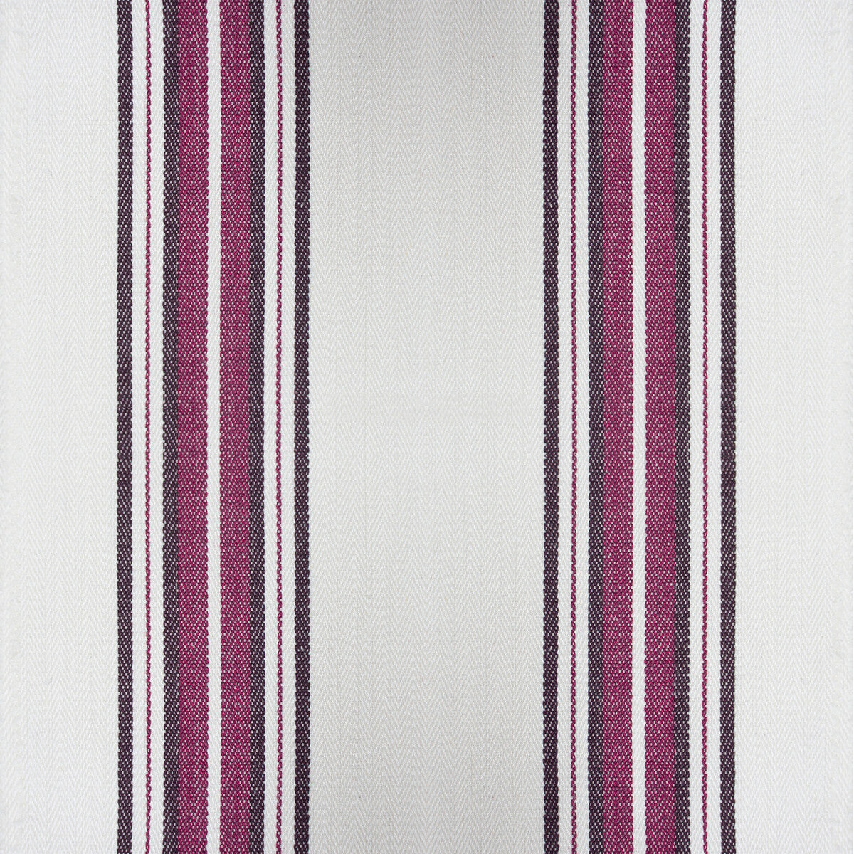 Nueva York fabric in vino color - pattern GDT5573.005.0 - by Gaston y Daniela in the Gaston Luis Bustamante collection