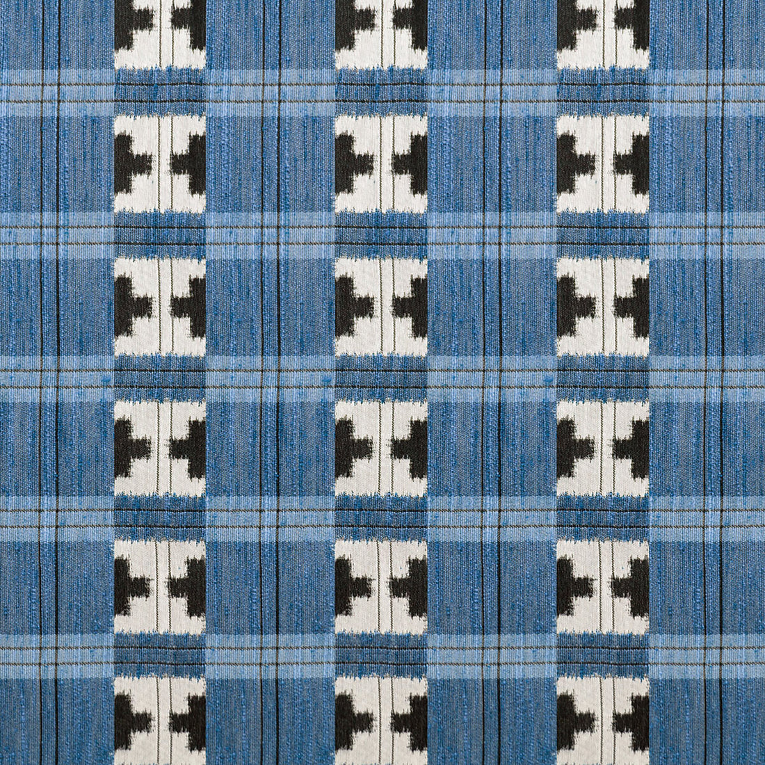 Takara fabric in azul color - pattern GDT5633.002.0 - by Gaston y Daniela in the Gaston Japon collection