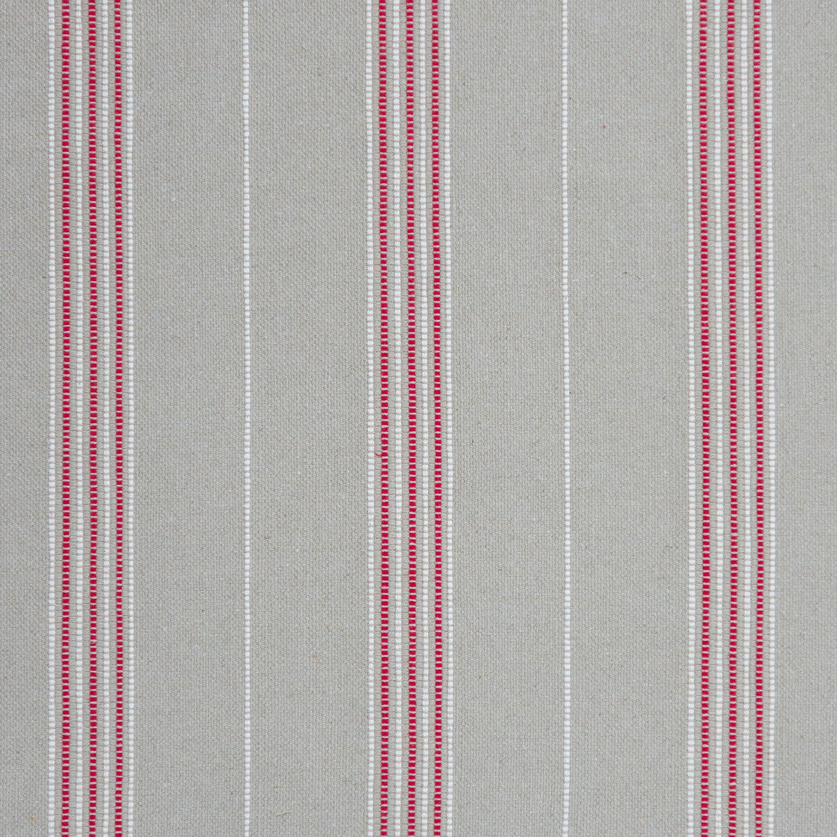 Shisha fabric in rojo color - pattern number GDT5717.001.0 - by Gaston y Daniela in the Gaston y Daniela Marco Polo collection