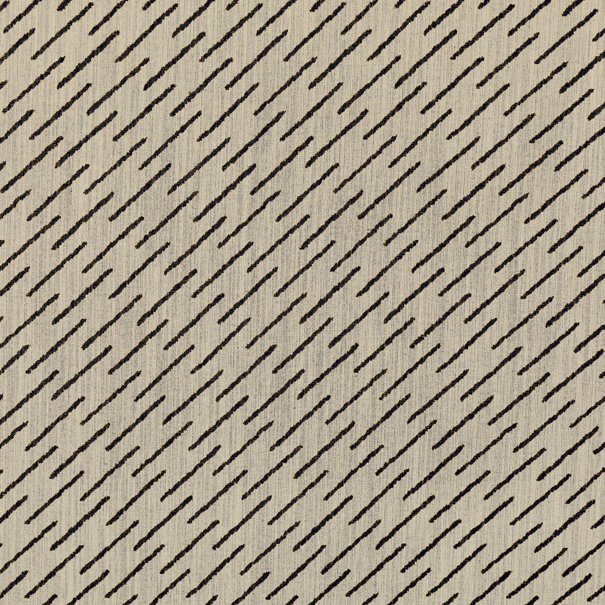 Esker Weave fabric in ebony/ivory color - pattern GWF-3759.816.0 - by Lee Jofa Modern in the Kelly Wearstler VI collection