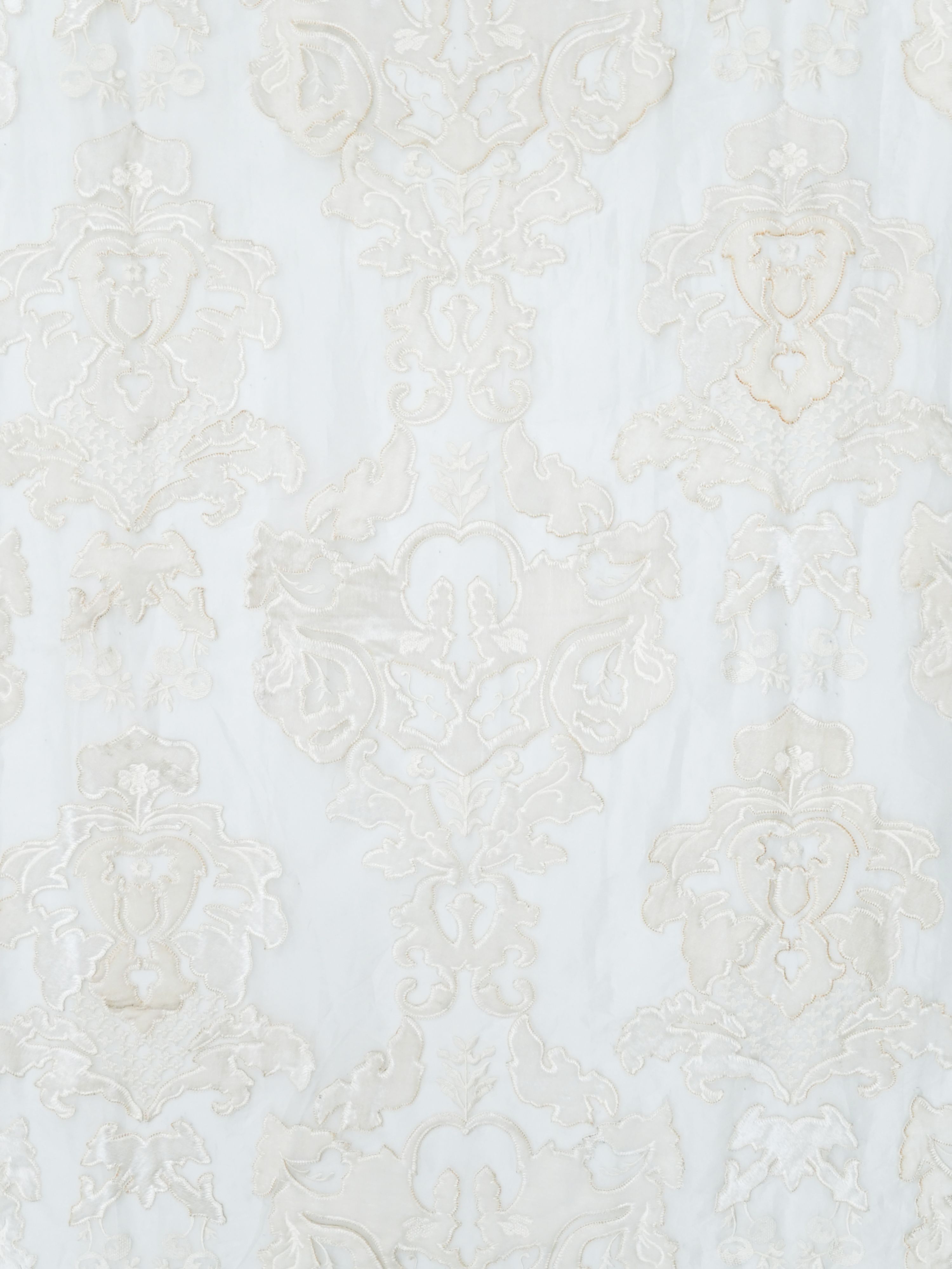 Palazzo Ricci Sheer fabric in ivory color - pattern number HC 00087783 - by Scalamandre in the Old World Weavers collection