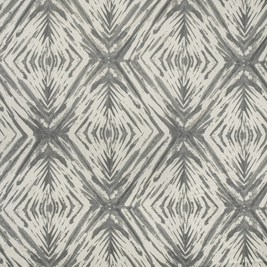Island Dye fabric in platinum color - pattern ISLAND DYE.11.0 - by Kravet Couture in the Linherr Hollingsworth Boheme II collection
