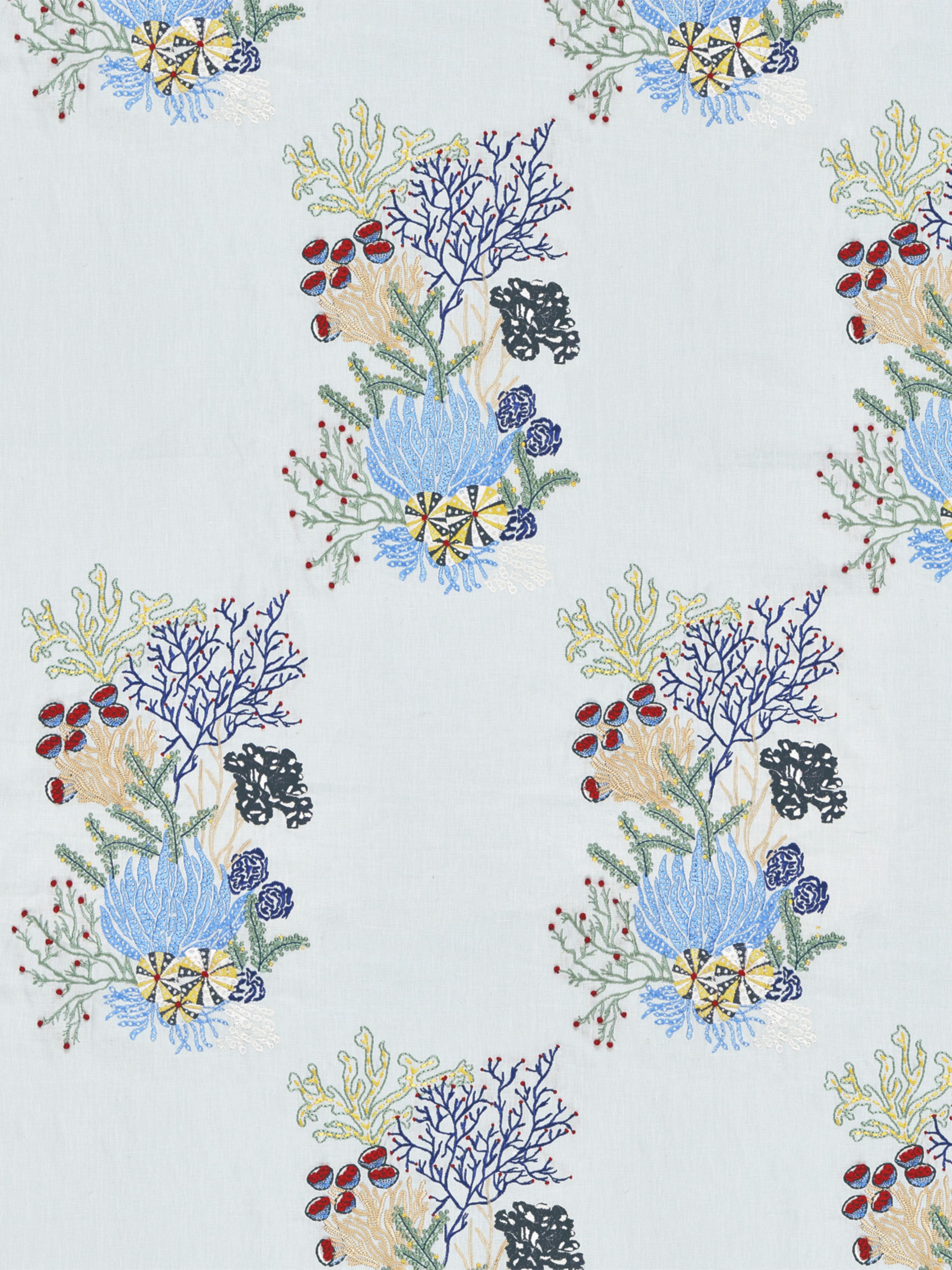 Combe Martin fabric in azure color - pattern number JM 00037072 - by Scalamandre in the Old World Weavers collection