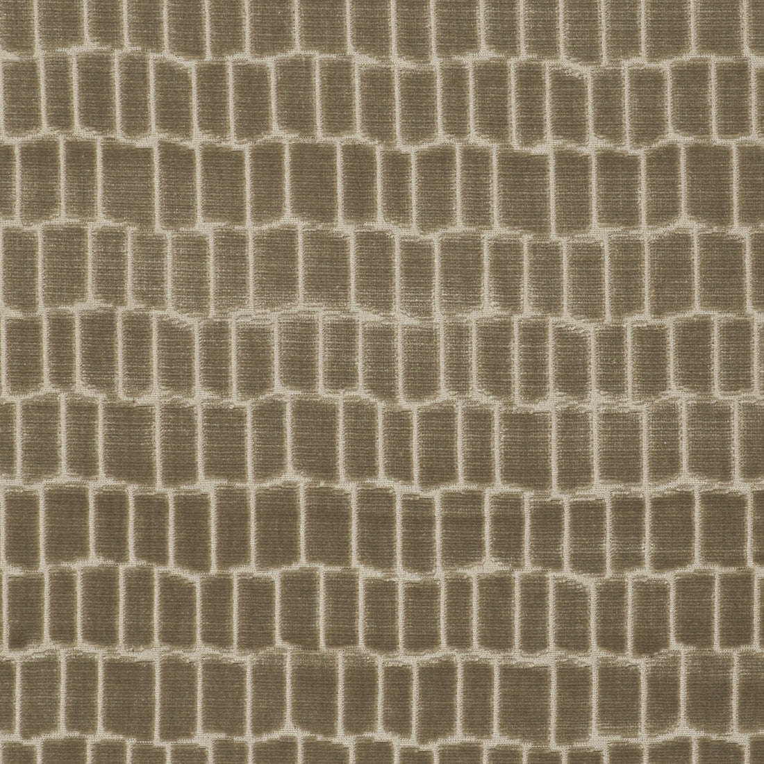 Maximo fabric in lino color - pattern LCT1015.002.0 - by Gaston y Daniela in the Lorenzo Castillo V collection