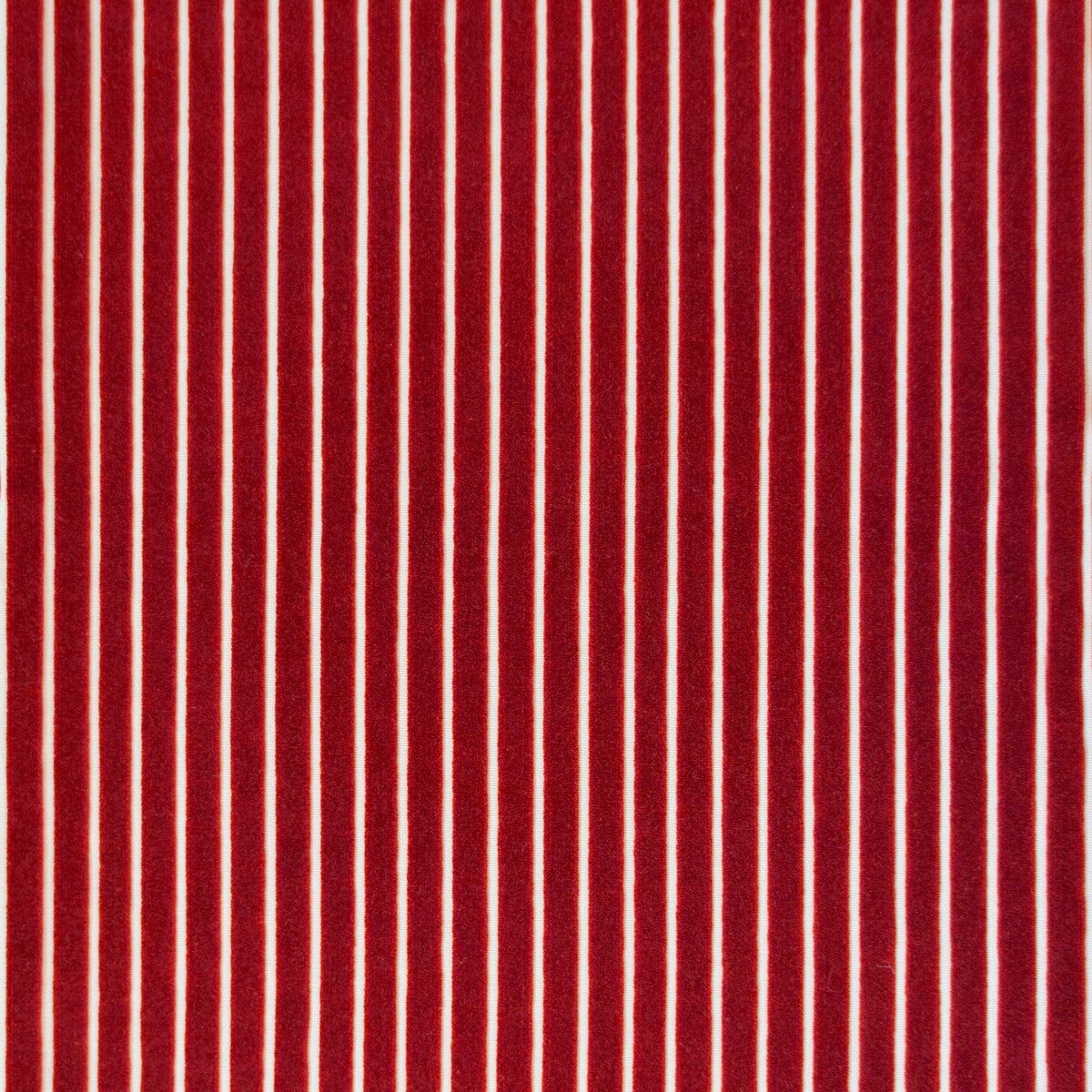 Mayrit fabric in rojo color - pattern LCT1111.028.0 - by Gaston y Daniela in the Lorenzo Castillo IX Hesperia collection