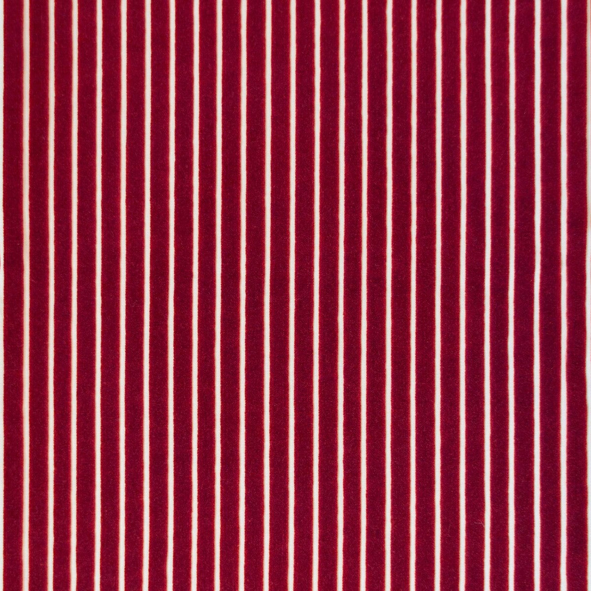 Mayrit fabric in sangre color - pattern LCT1111.034.0 - by Gaston y Daniela in the Lorenzo Castillo IX Hesperia collection