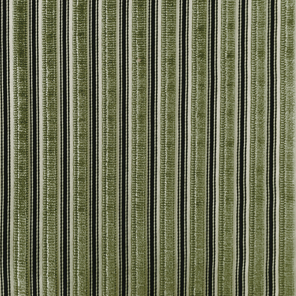 Eresma fabric in verde color - pattern LCT5495.005.0 - by Gaston y Daniela in the Lorenzo Castillo IV collection