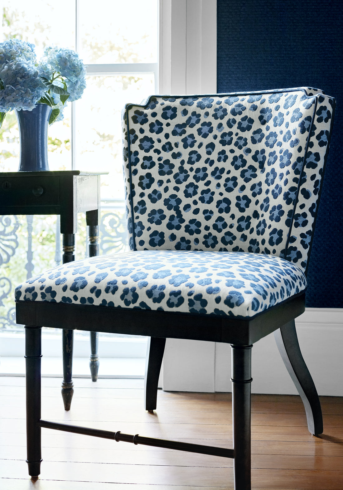 Stirling Chair in Trixie woven fabric in navy and sky color - pattern number W80419 - by Thibaut in the Woven Resource Vol 10 Menagerie collection
