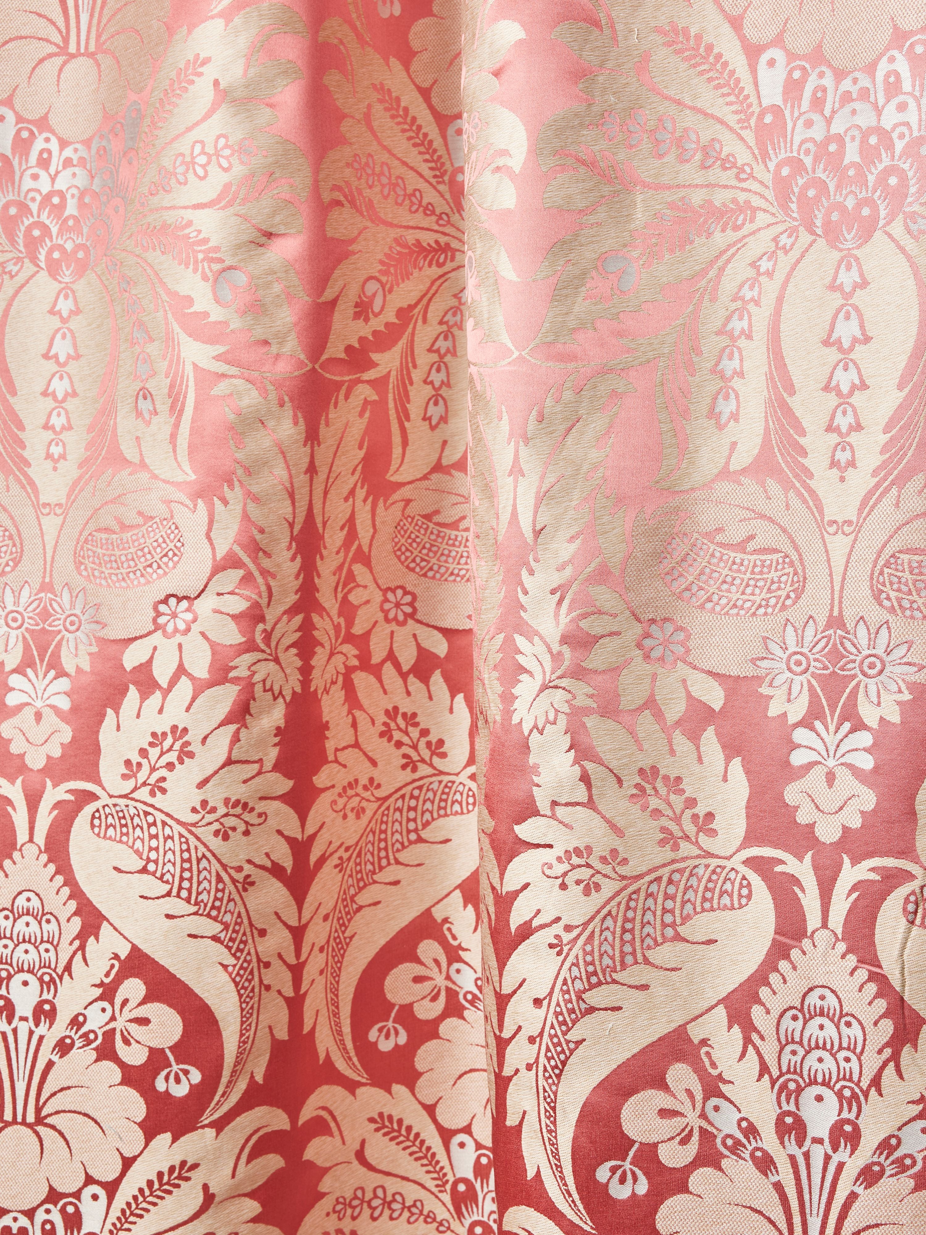 Estate Damask fabric in petal color - pattern number PQ 00031865 - by Scalamandre in the Old World Weavers collection