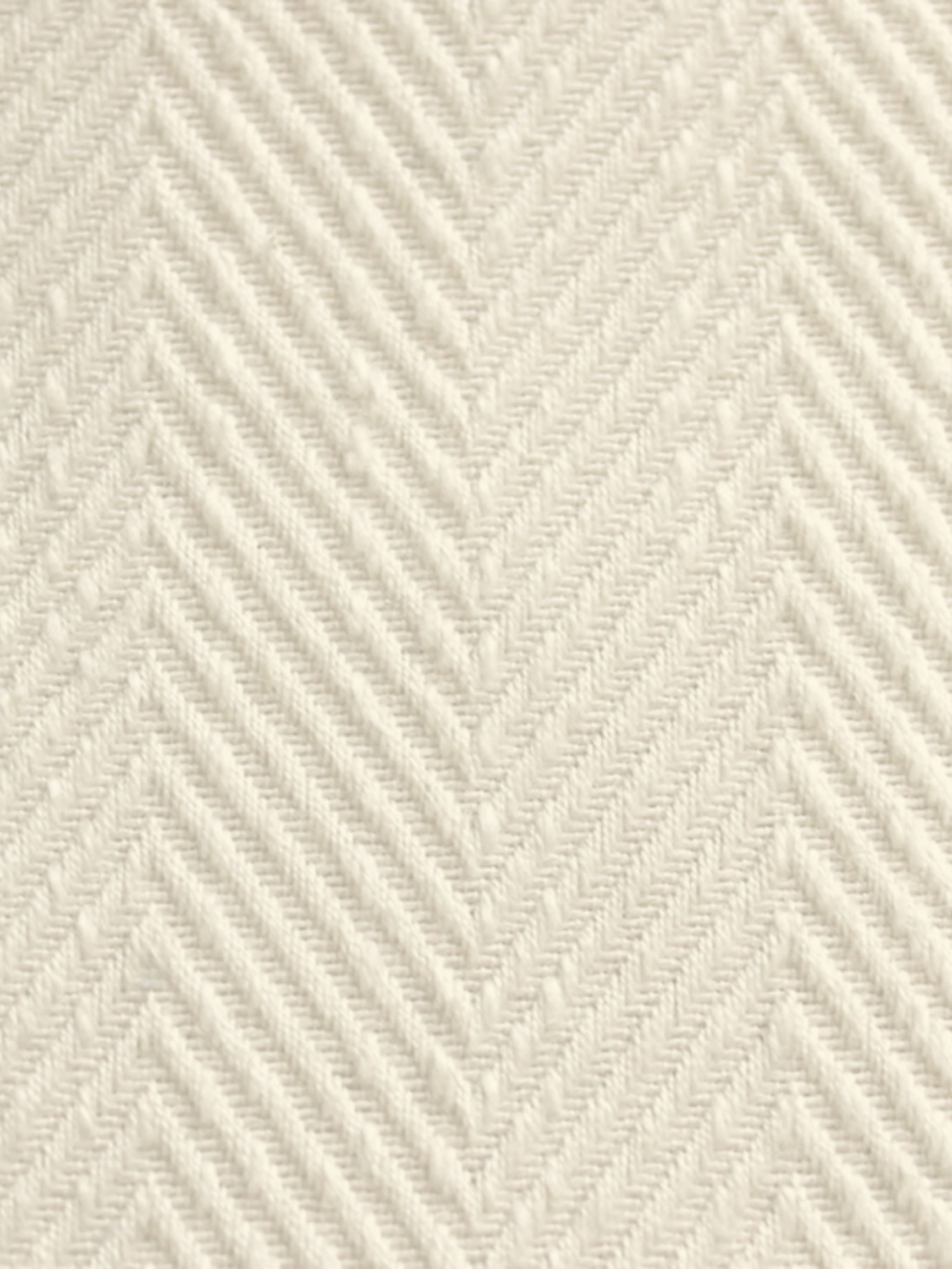 Cambridge fabric in ivory color - pattern number SC 000126977 - by Scalamandre in the Scalamandre Fabrics Book 1 collection