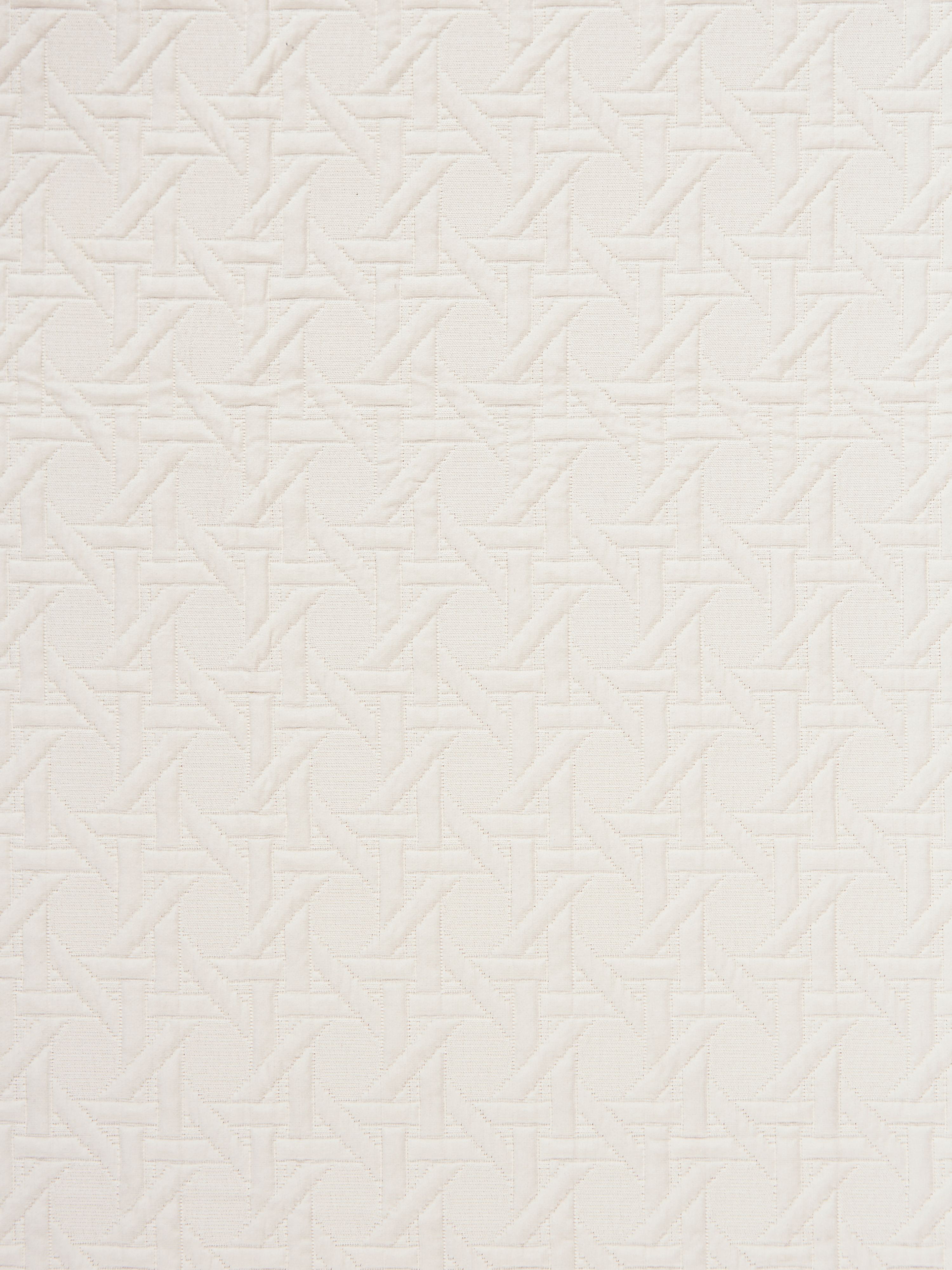 Canestro Matelasse fabric in ivory color - pattern number SC 000227008 - by Scalamandre in the Scalamandre Fabrics Book 1 collection