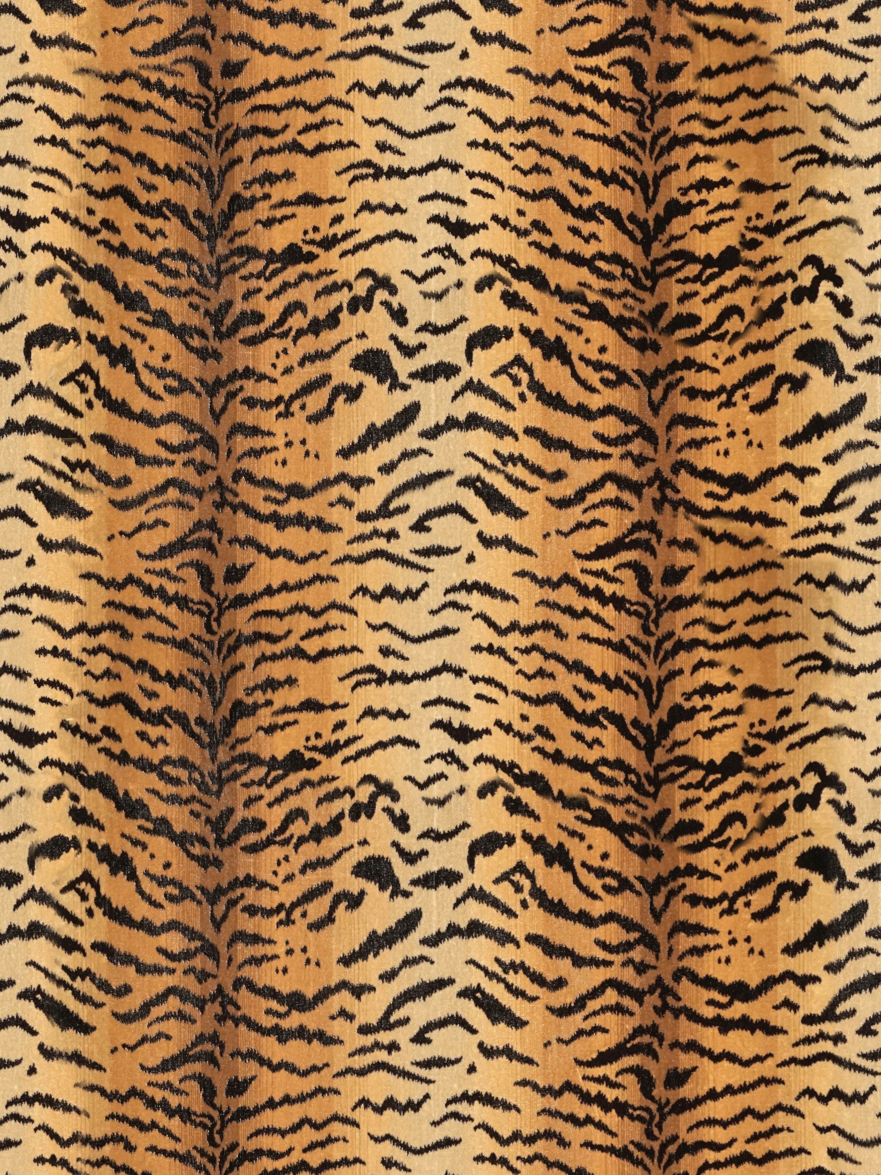 Tigre fabric in ivory, gold and black color - pattern number SC000726167MMA - by Scalamandre in the Scalamandre Fabrics Book 2 collection