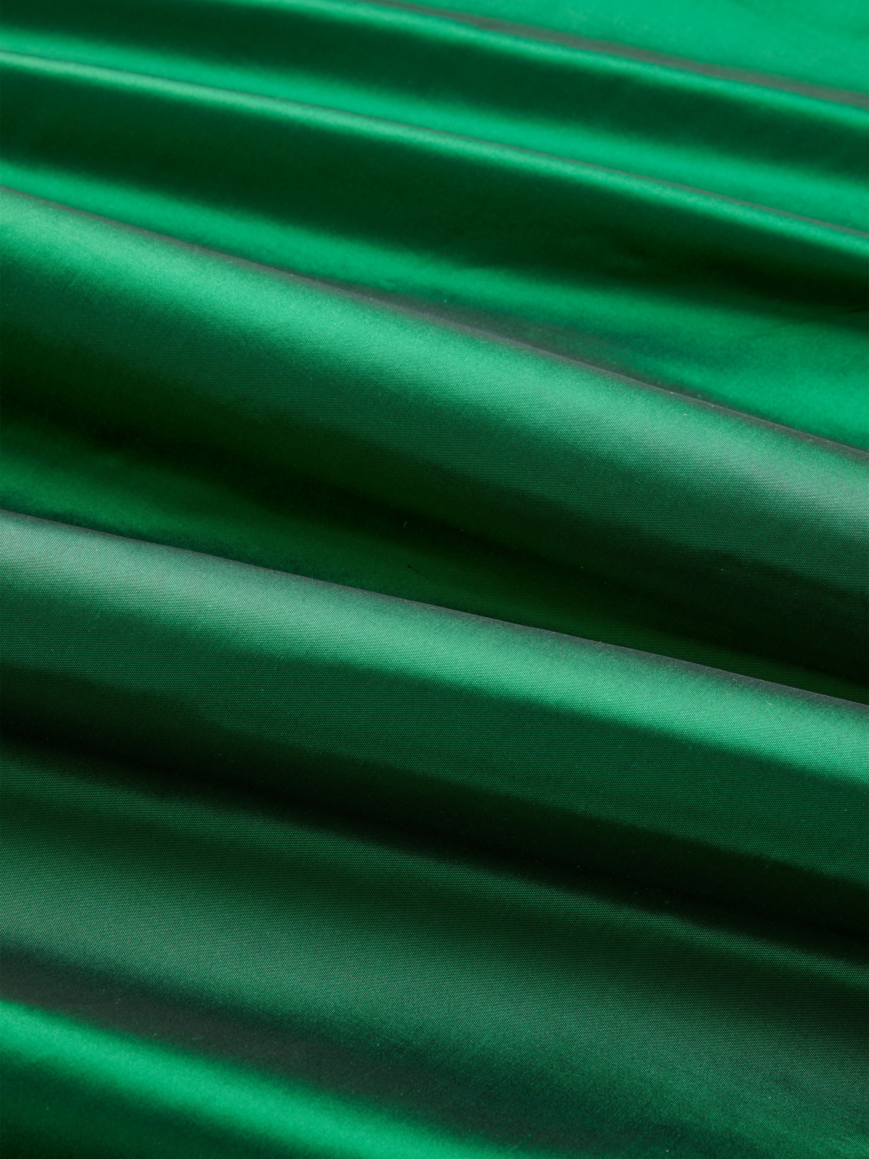 Olympia Silk Taffeta fabric in bottle green color - pattern number SC002527250 - by Scalamandre in the Scalamandre Fabrics Book 2 collection