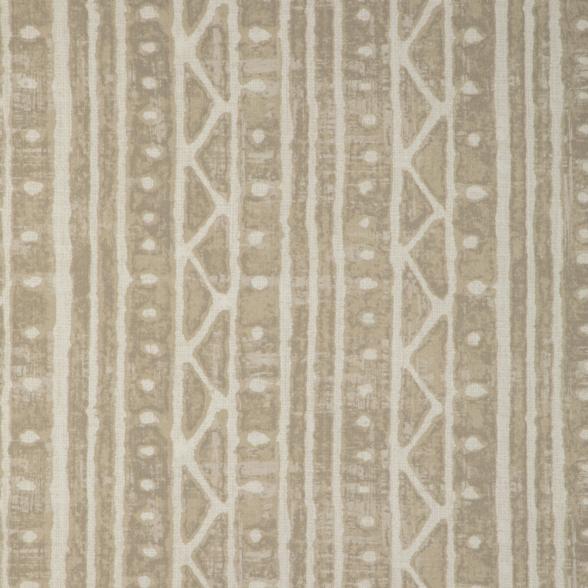 Shorecliff fabric in linen color - pattern number SHORECLIFF.16.0 - by Kravet Design in the Barclay Butera Harbor Home collection