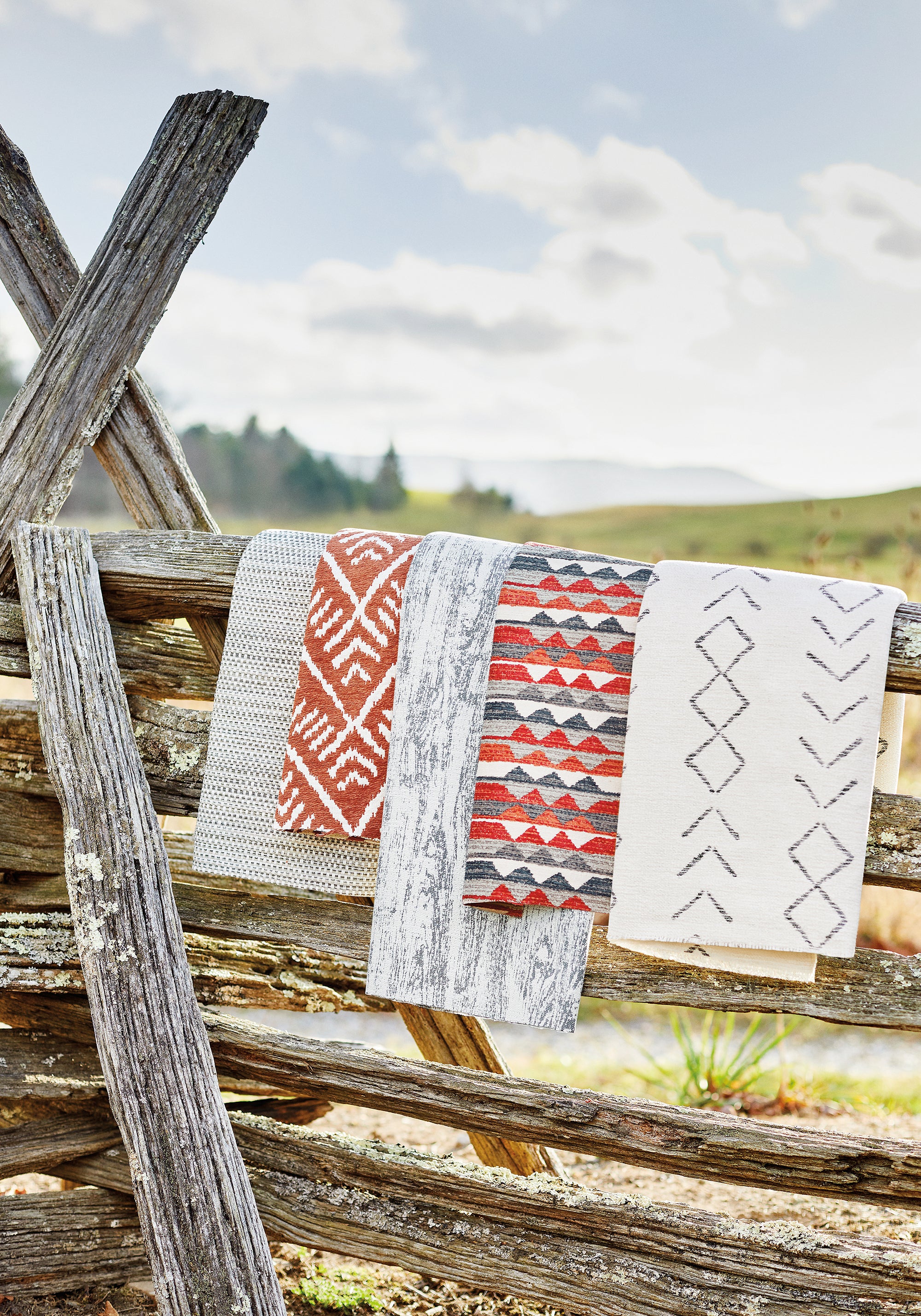 Fabric sample showing Anasazi woven fabric in Charcoal by Thibaut