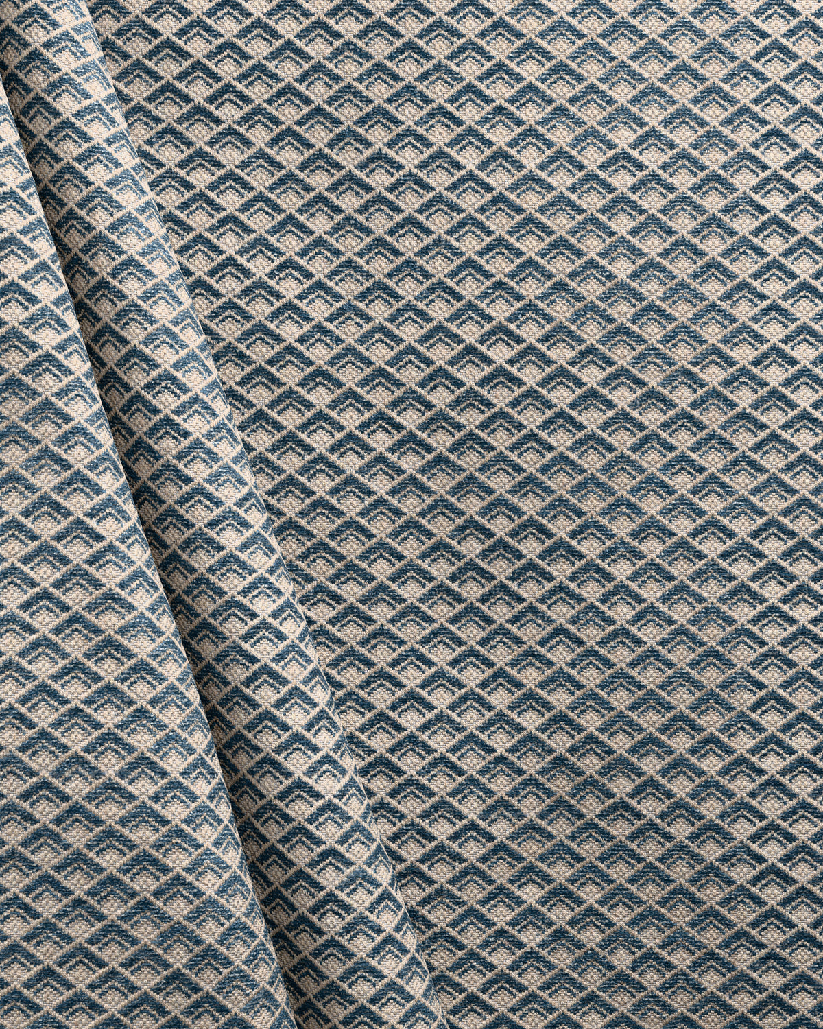 Colby Weave fabric in Pacific color - pattern number 2025153.505.0 - by Lee Jofa in the Northwood Weaves collection