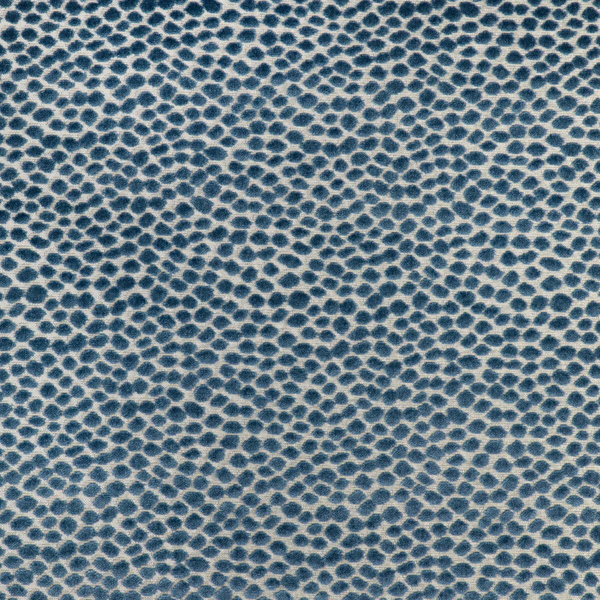 Kravet Design fabric in 37087-51 color - pattern 37087.51.0 - by Kravet Design in the Modern Velvets collection