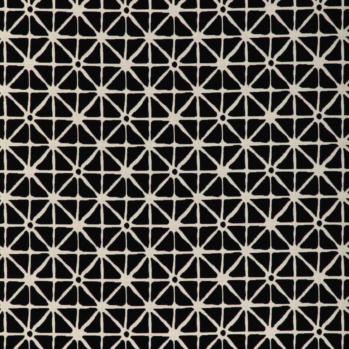 Kravet Design fabric in 37168-81 color - pattern 37168.81.0 - by Kravet Design in the Woven Colors collection